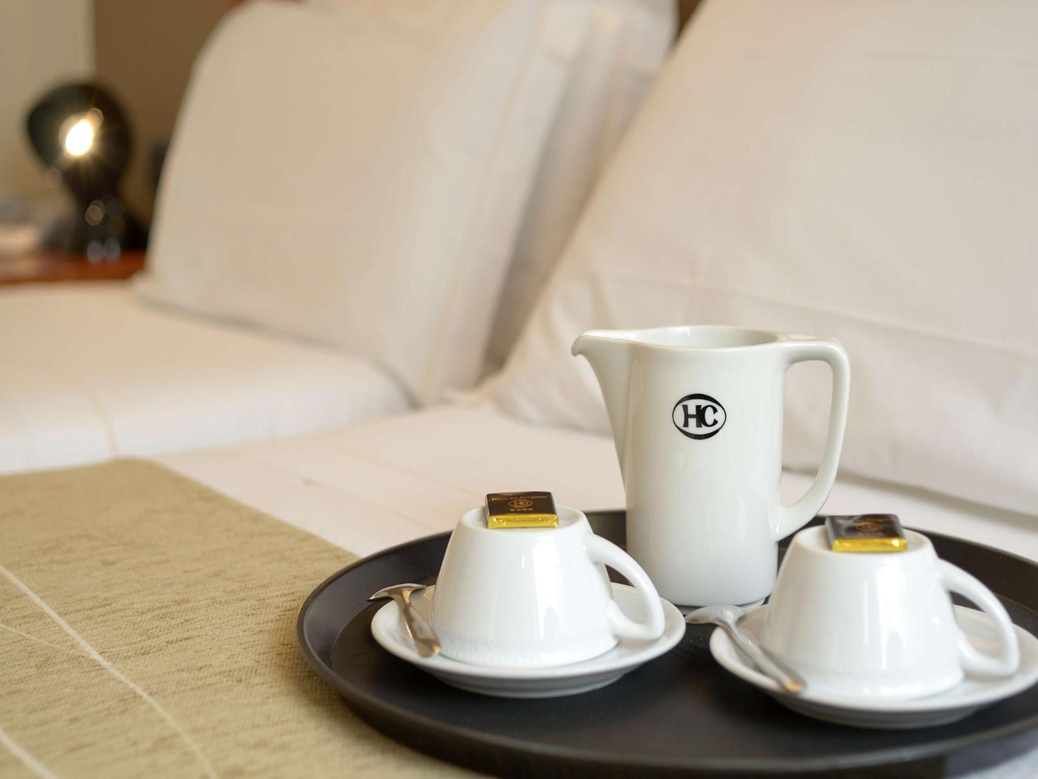 Double or Twin Room thumbnail 5