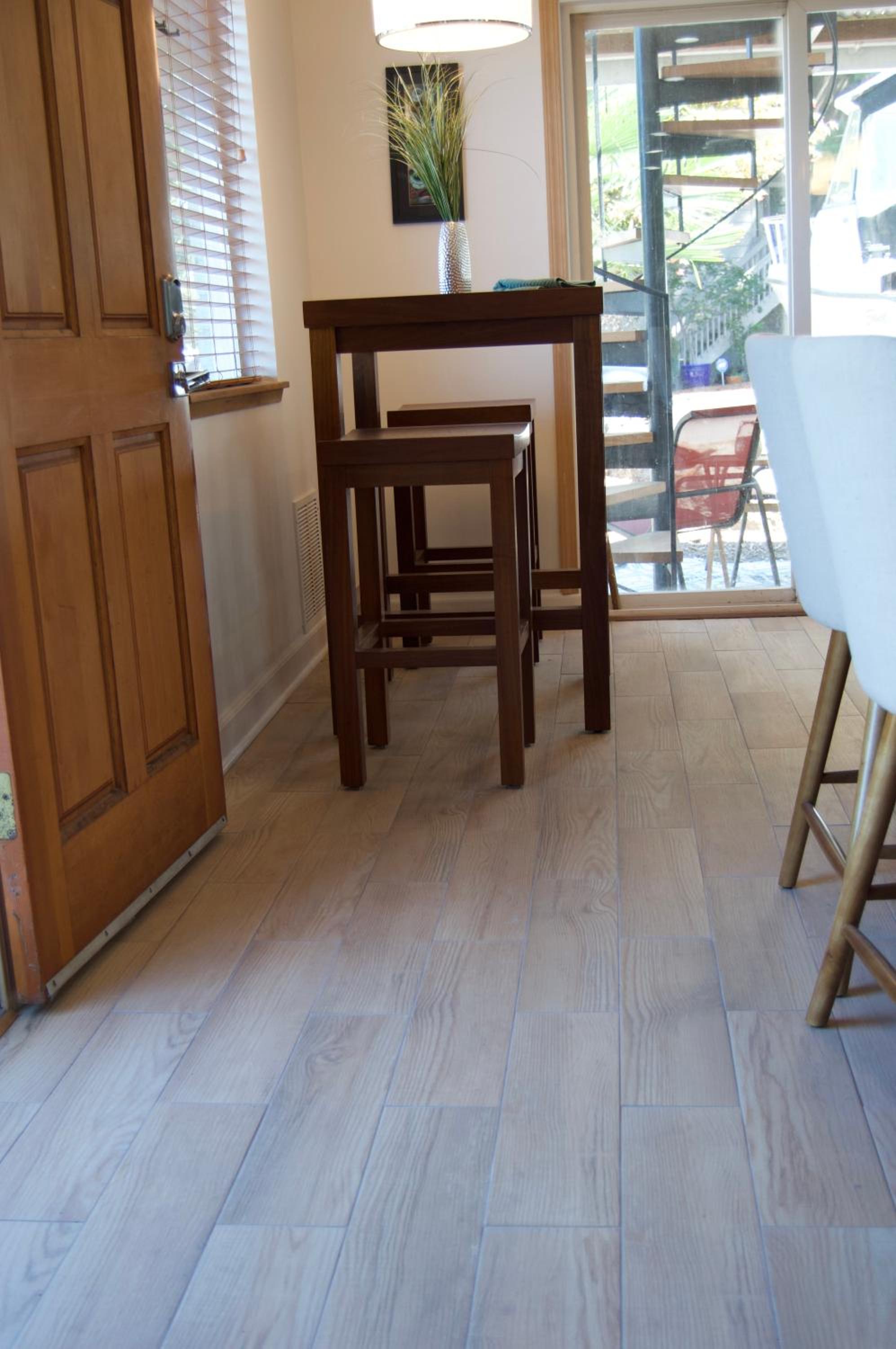 Apartment - Ground Floor - Photo 2