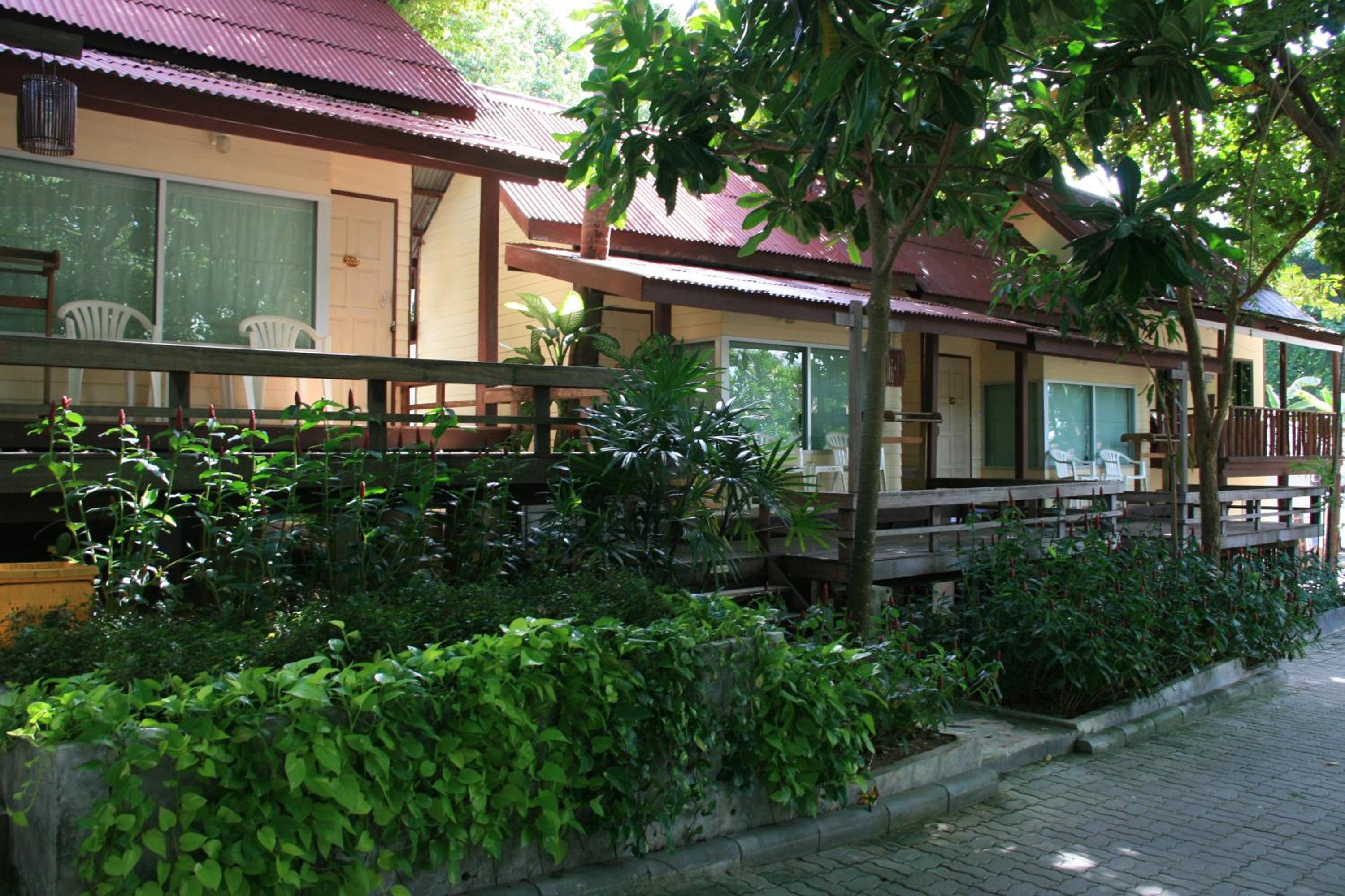 One-Bedroom Villa with Garden View - Photo 11