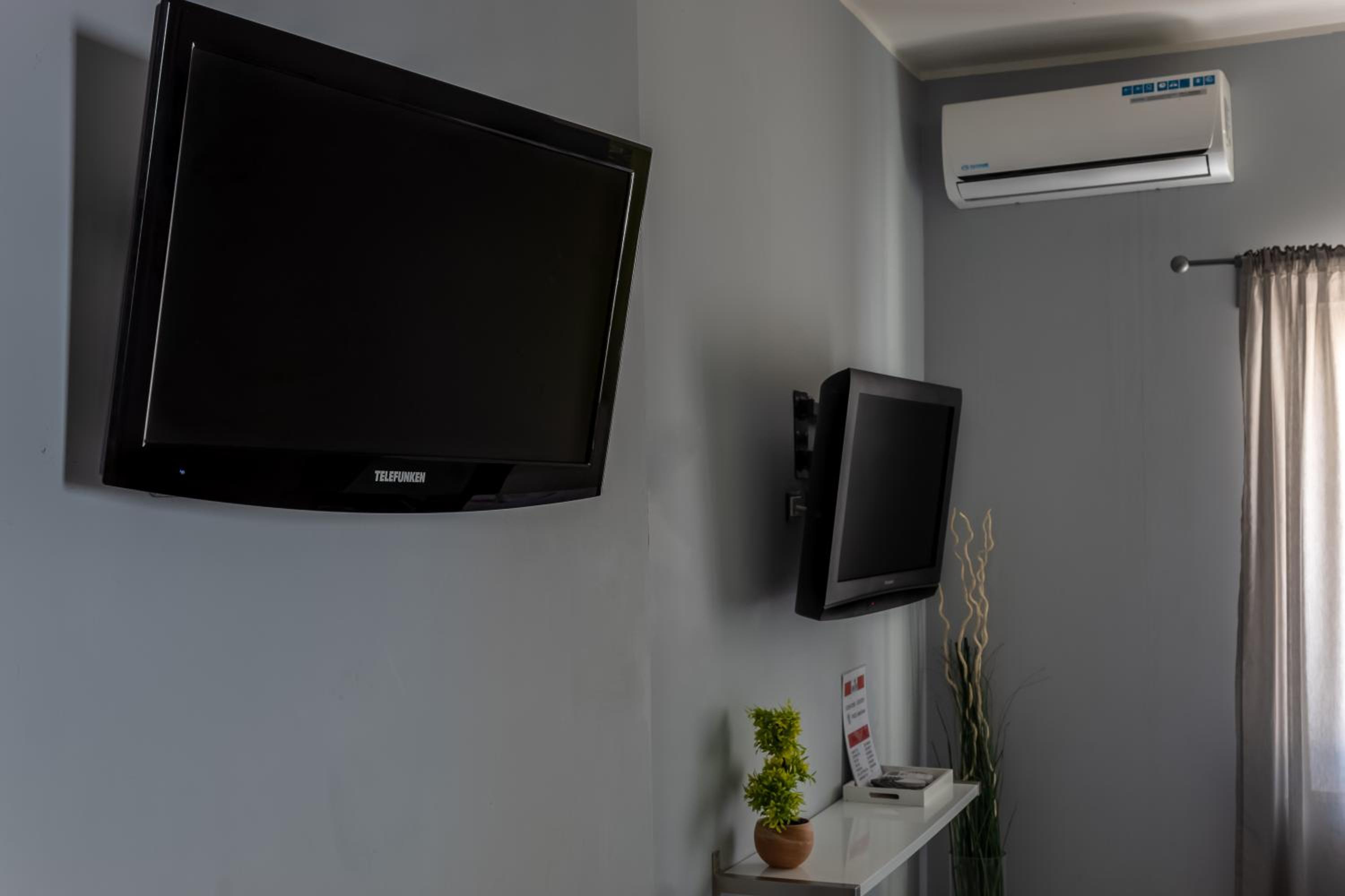 Triple Room - Photo 14