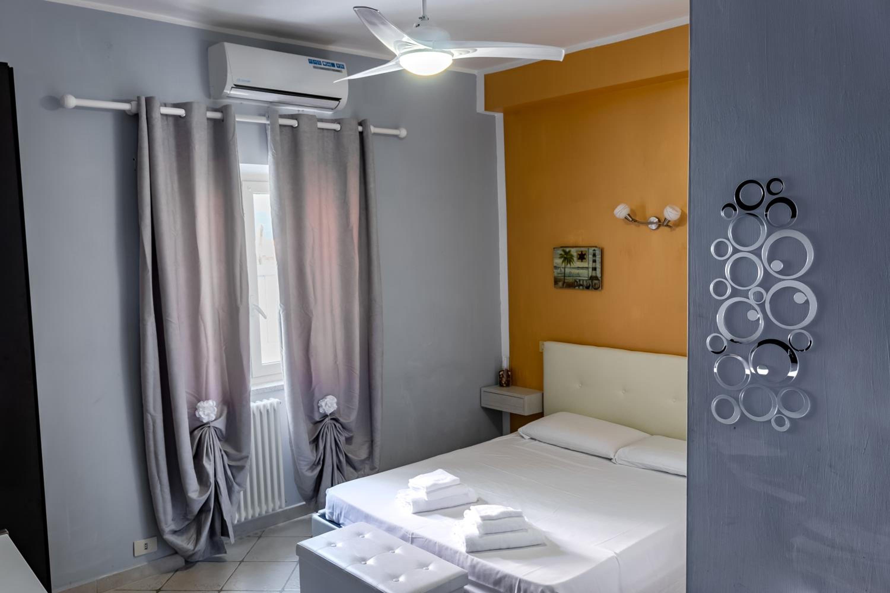 Double Room - Photo 21