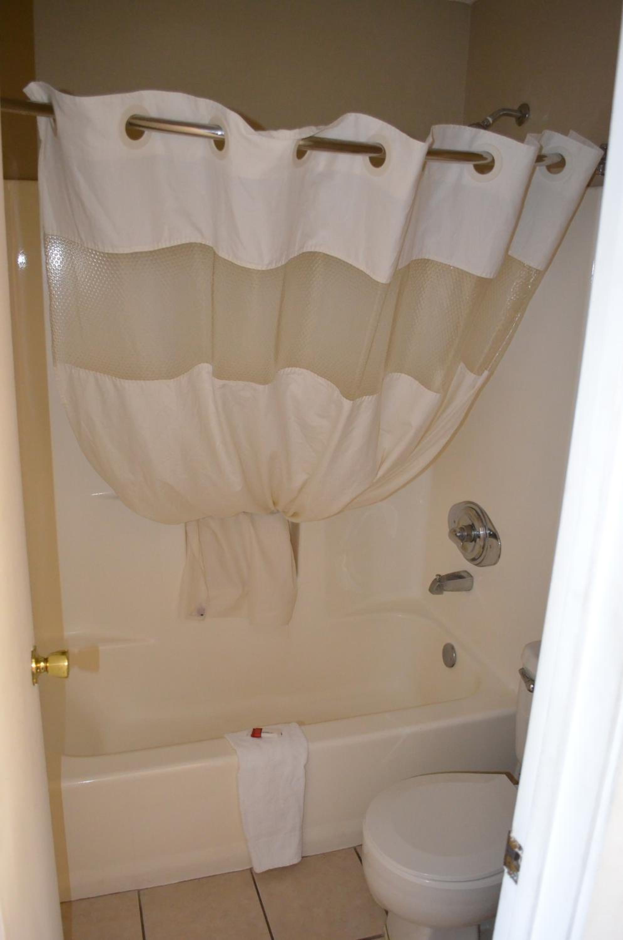 Deluxe King Room - Smoking - Photo 2
