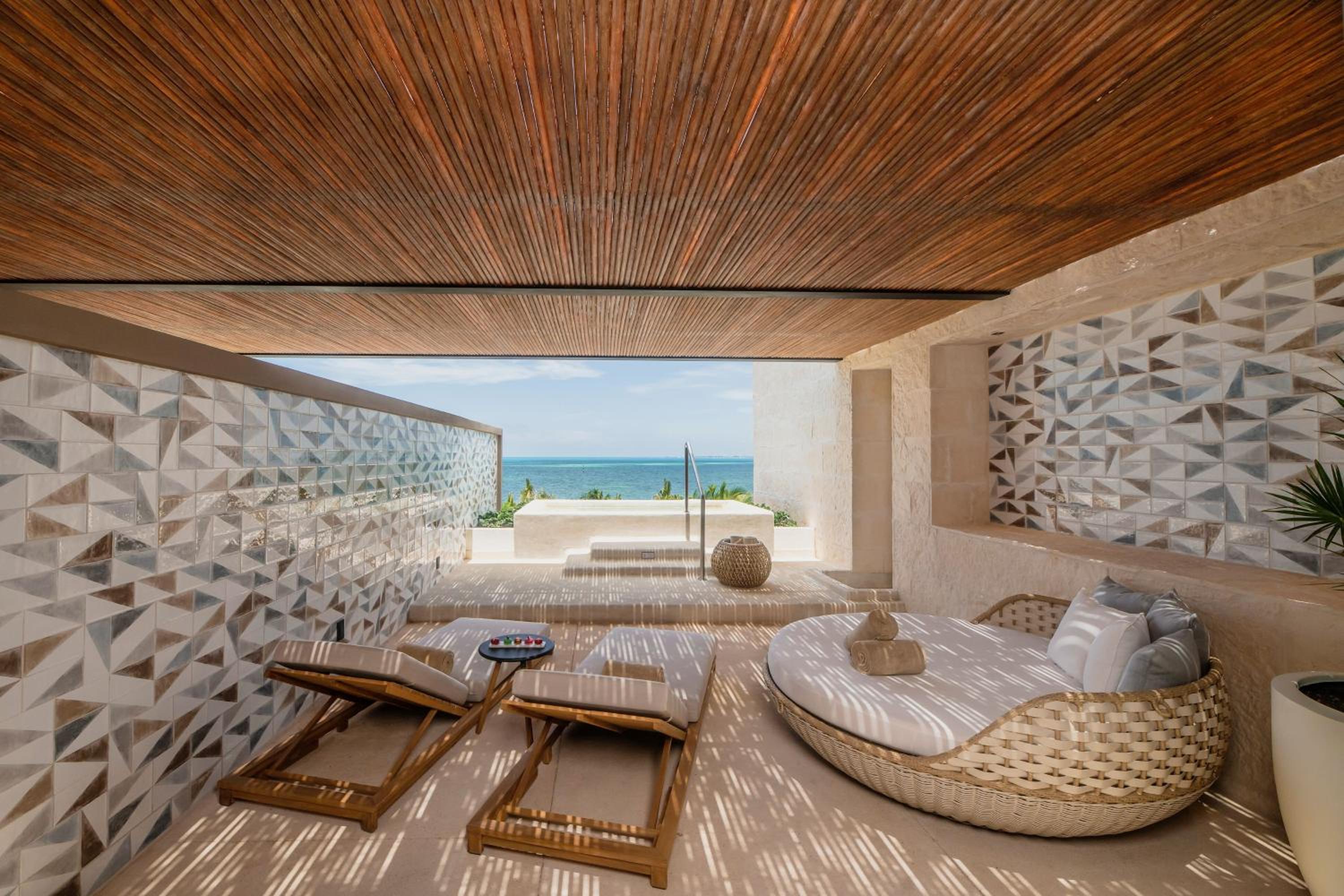 INSPIRA Junior Suite Ocean Front