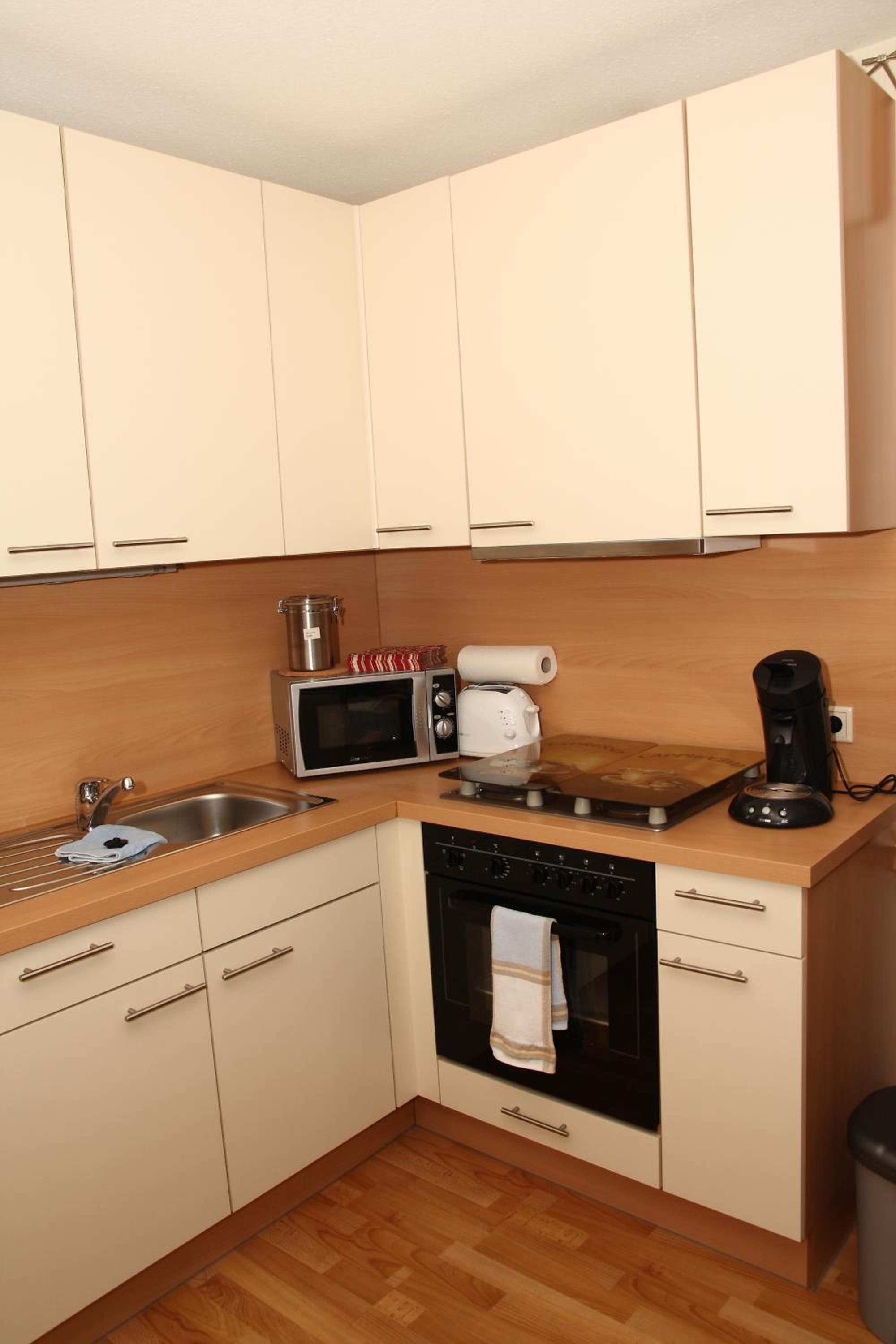 One-Bedroom Apartment photo 2