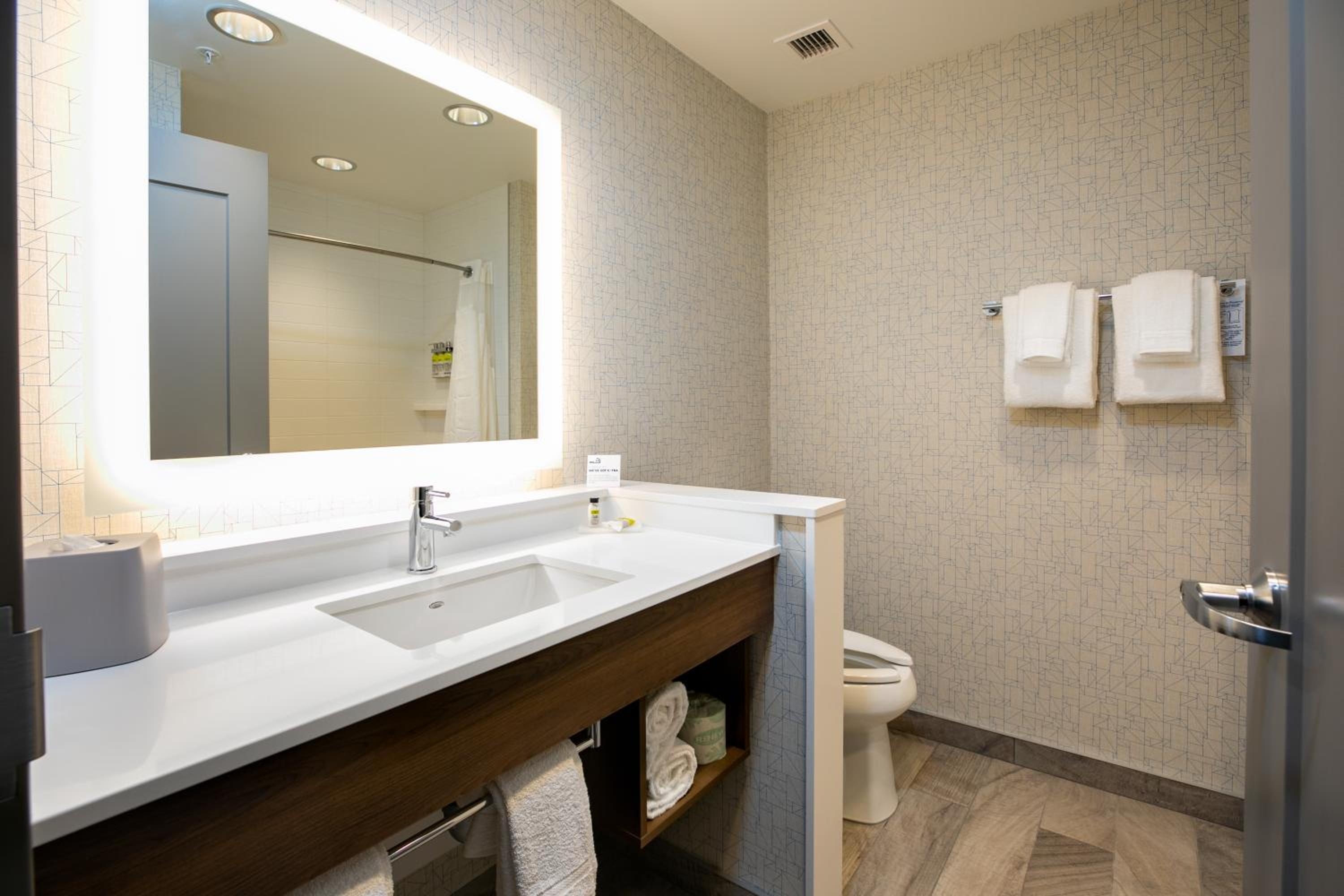 Standard Room - Photo 4