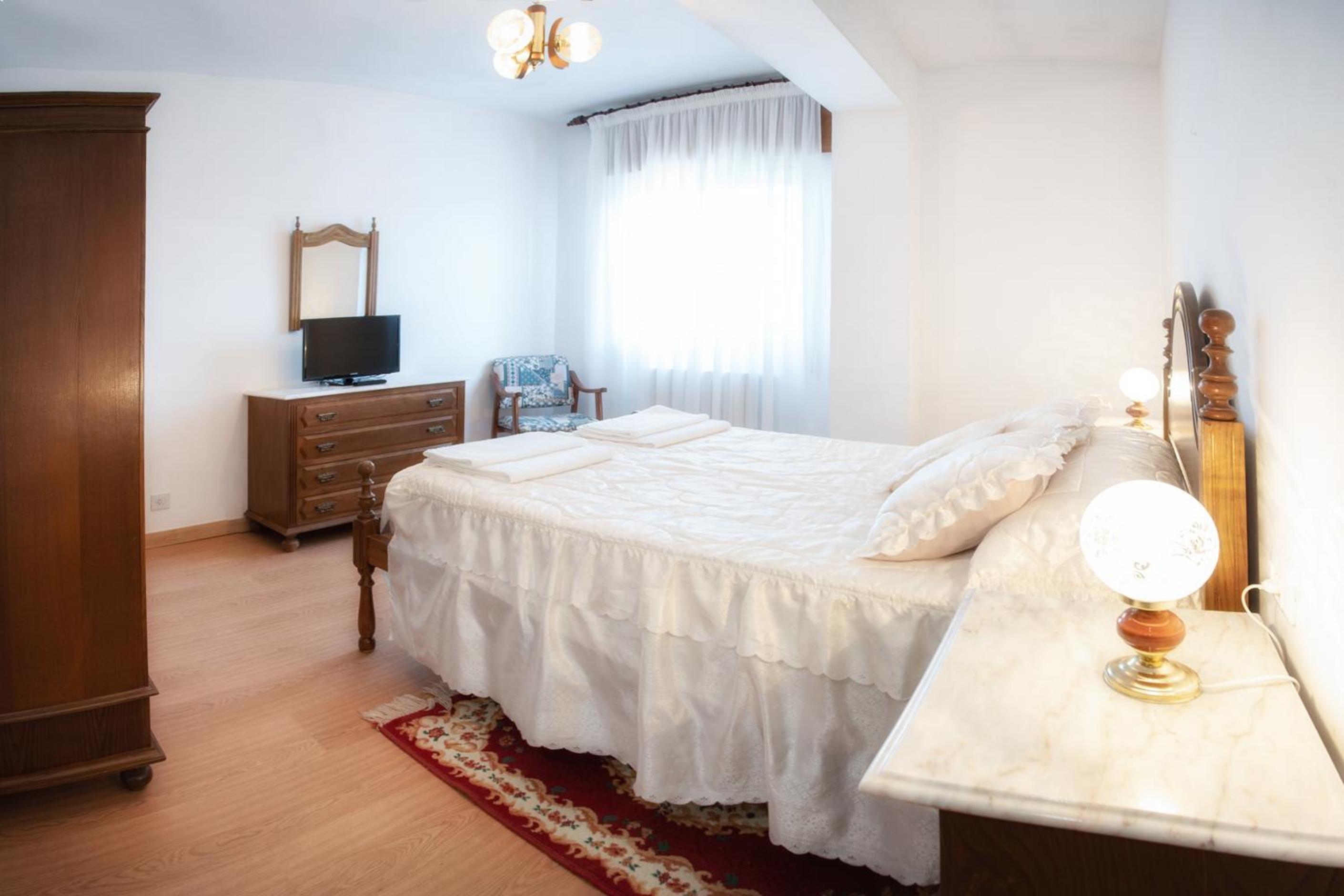 Double Room - Photo 4