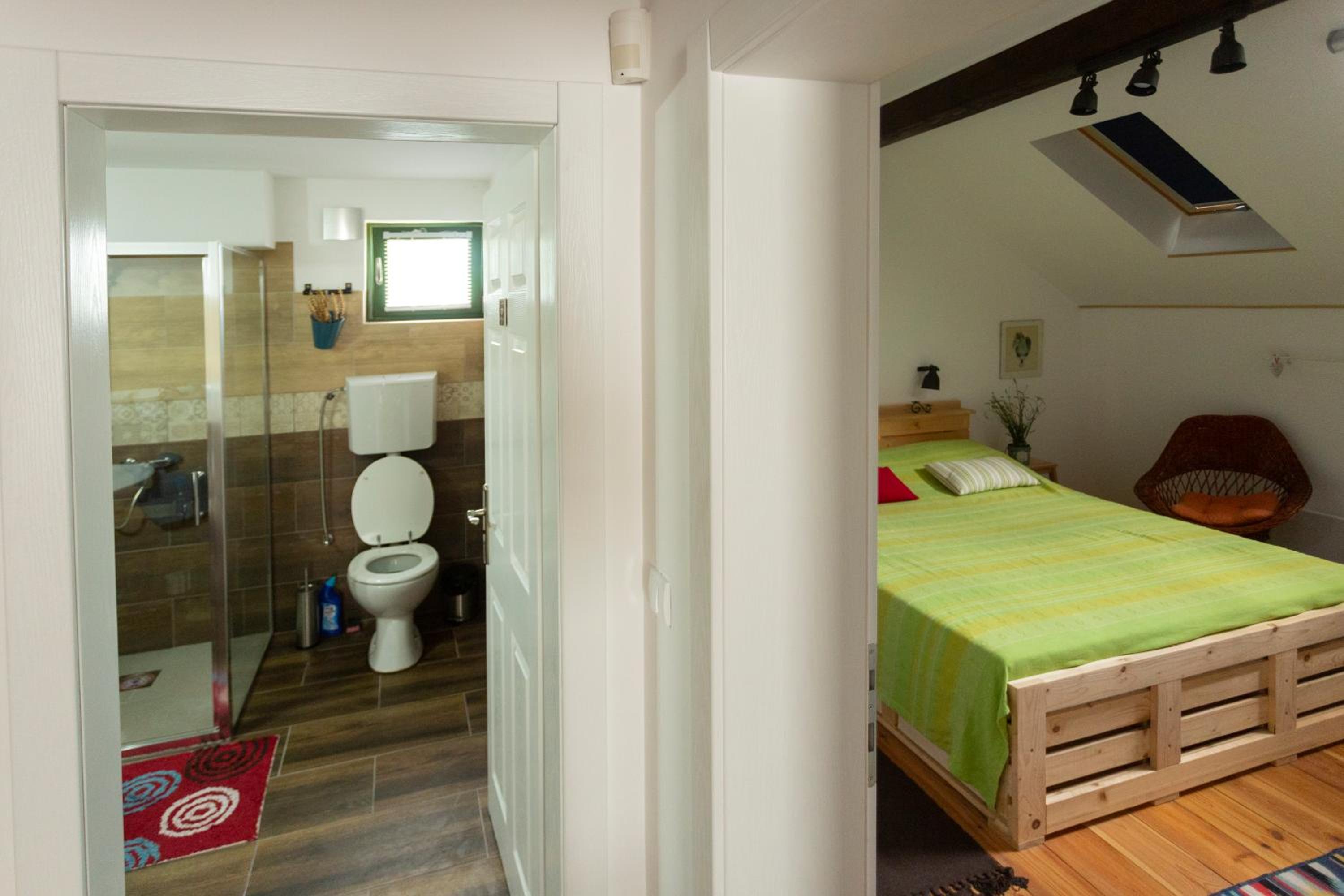 Double Room with Private External Bathroom photo 3