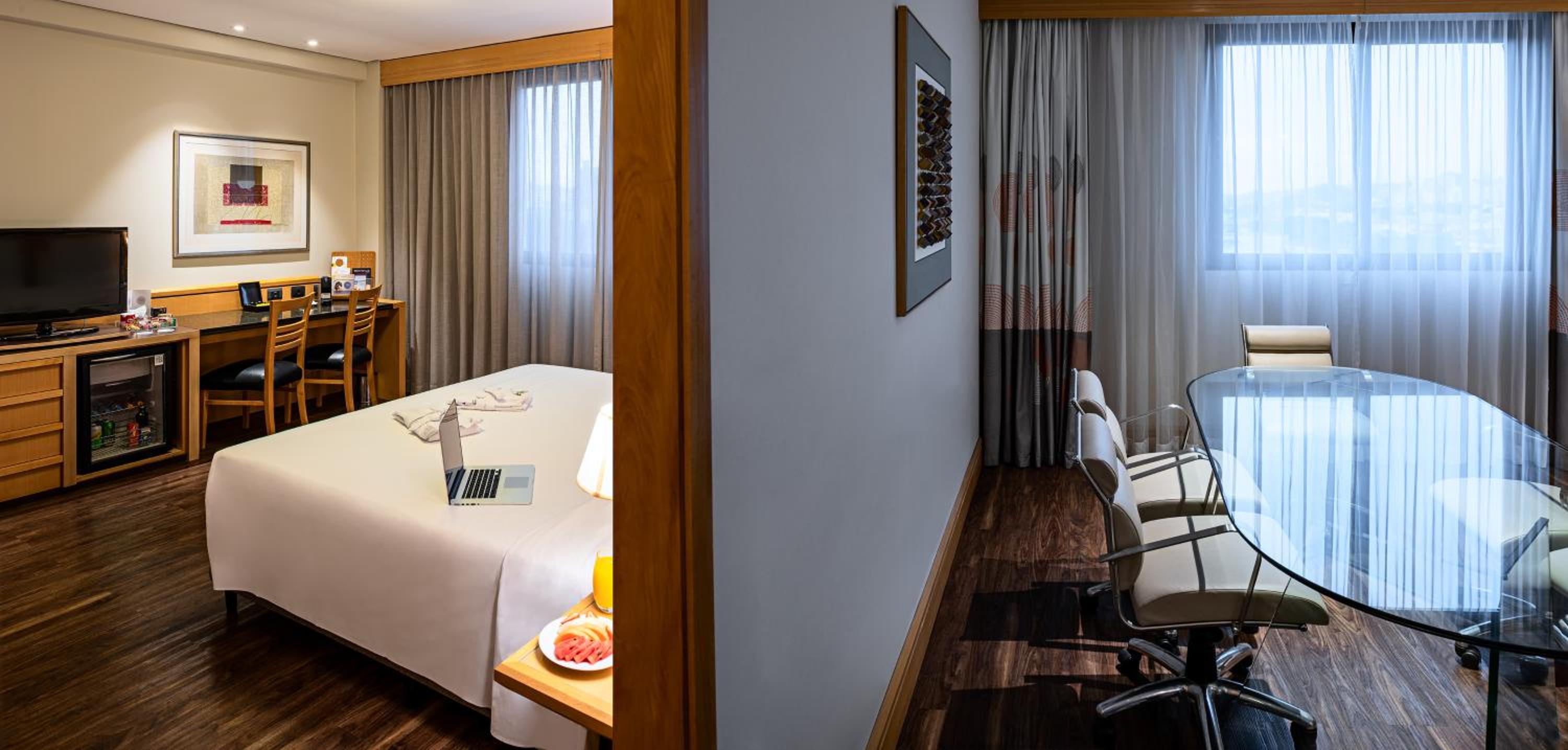 Superior King Suite - Photo 1