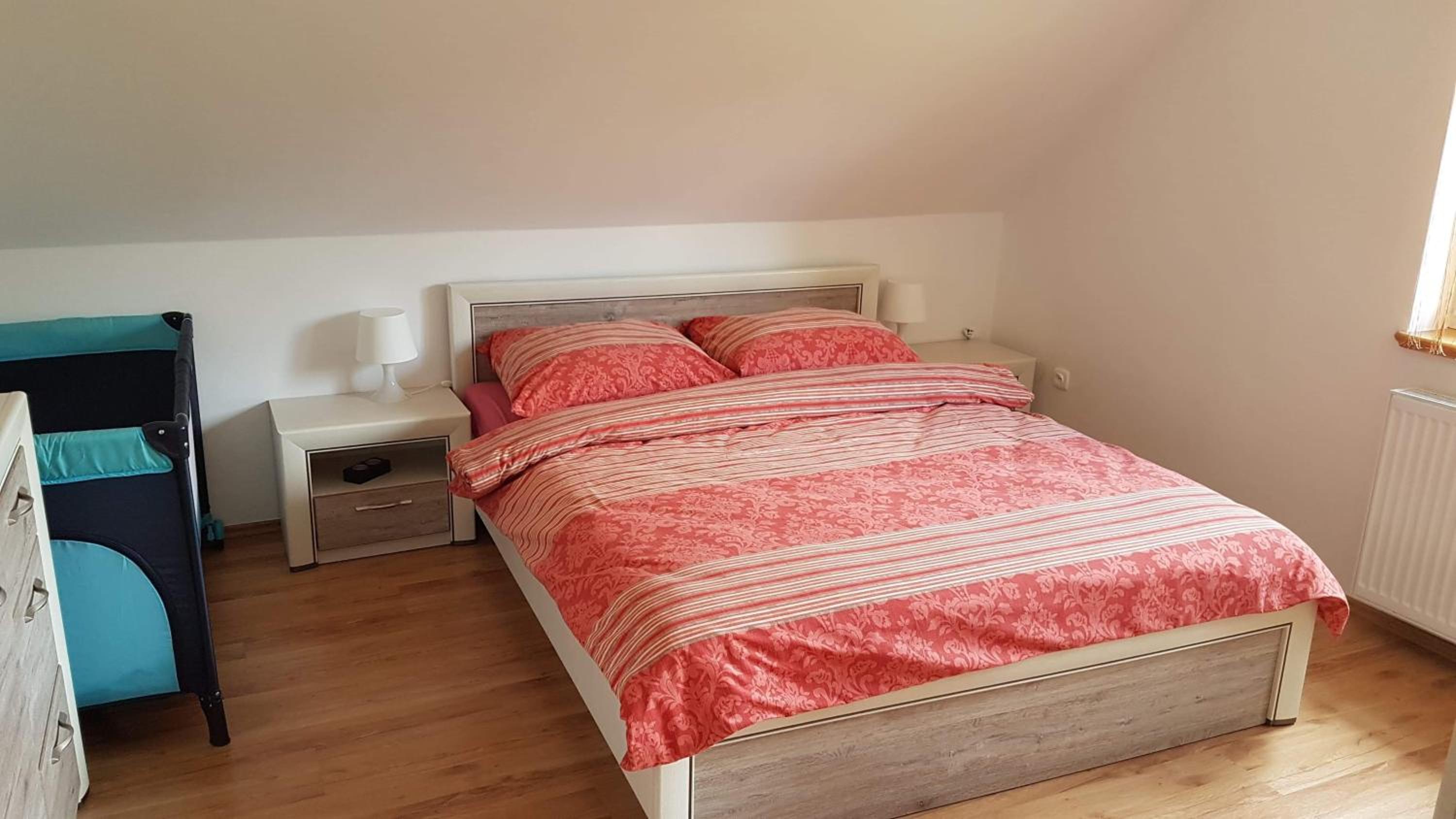 Three-Bedroom House photo 2