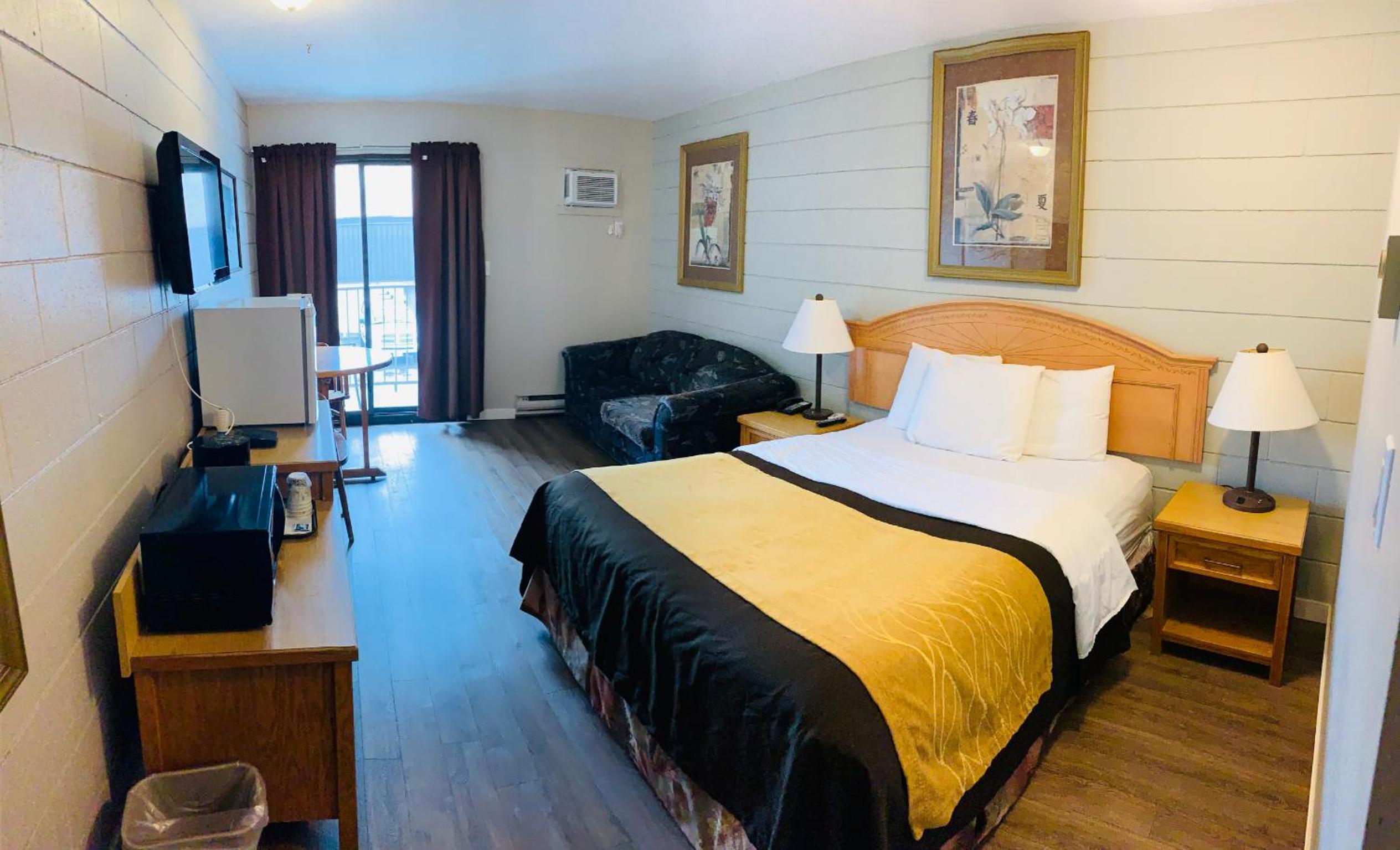 Queen Room photo 3