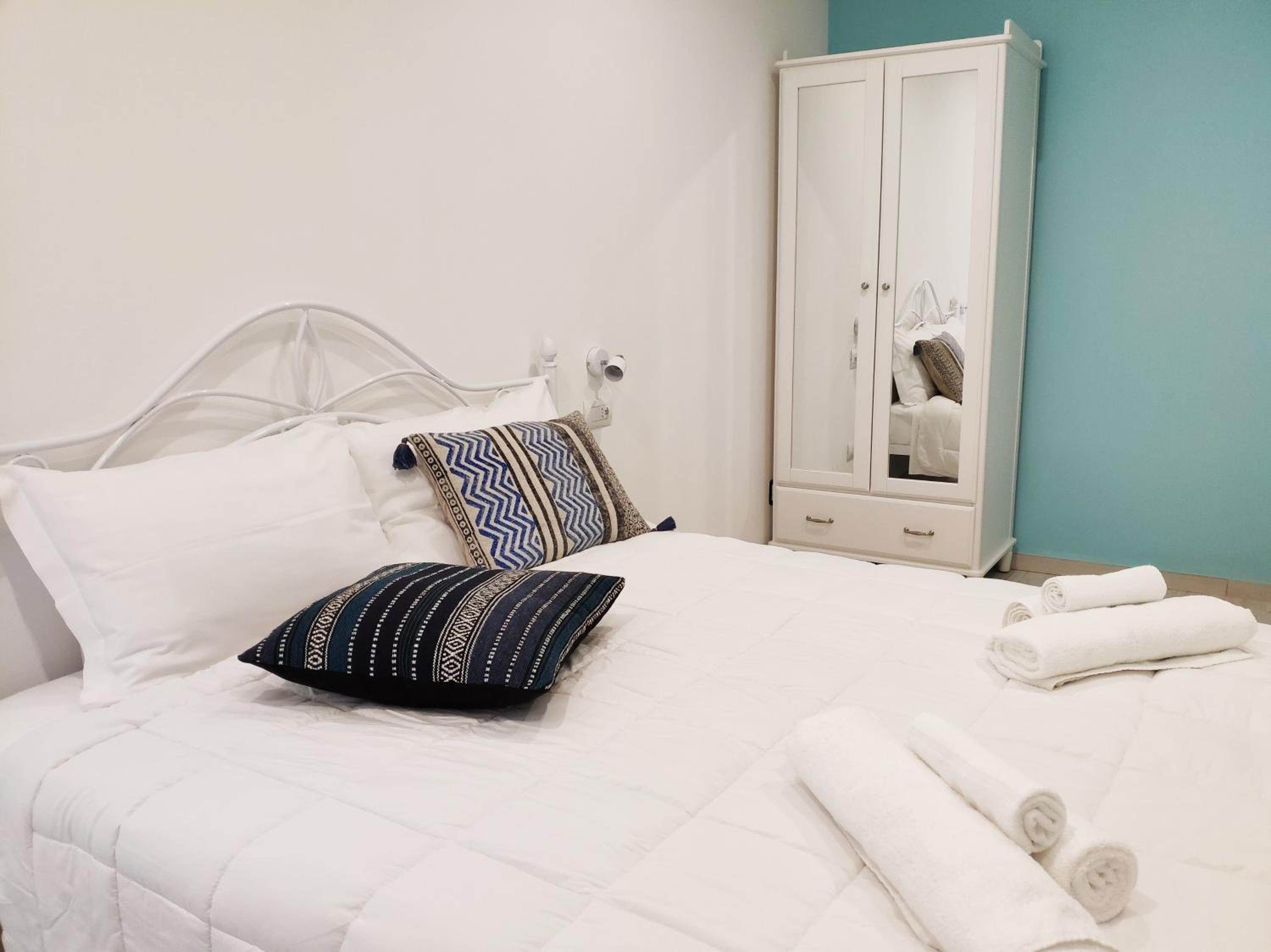 Economy Double Room photo 2