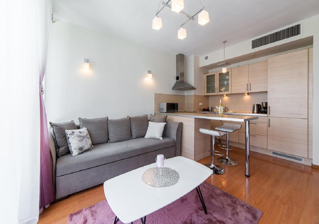 Apartment with Balcony photo 1