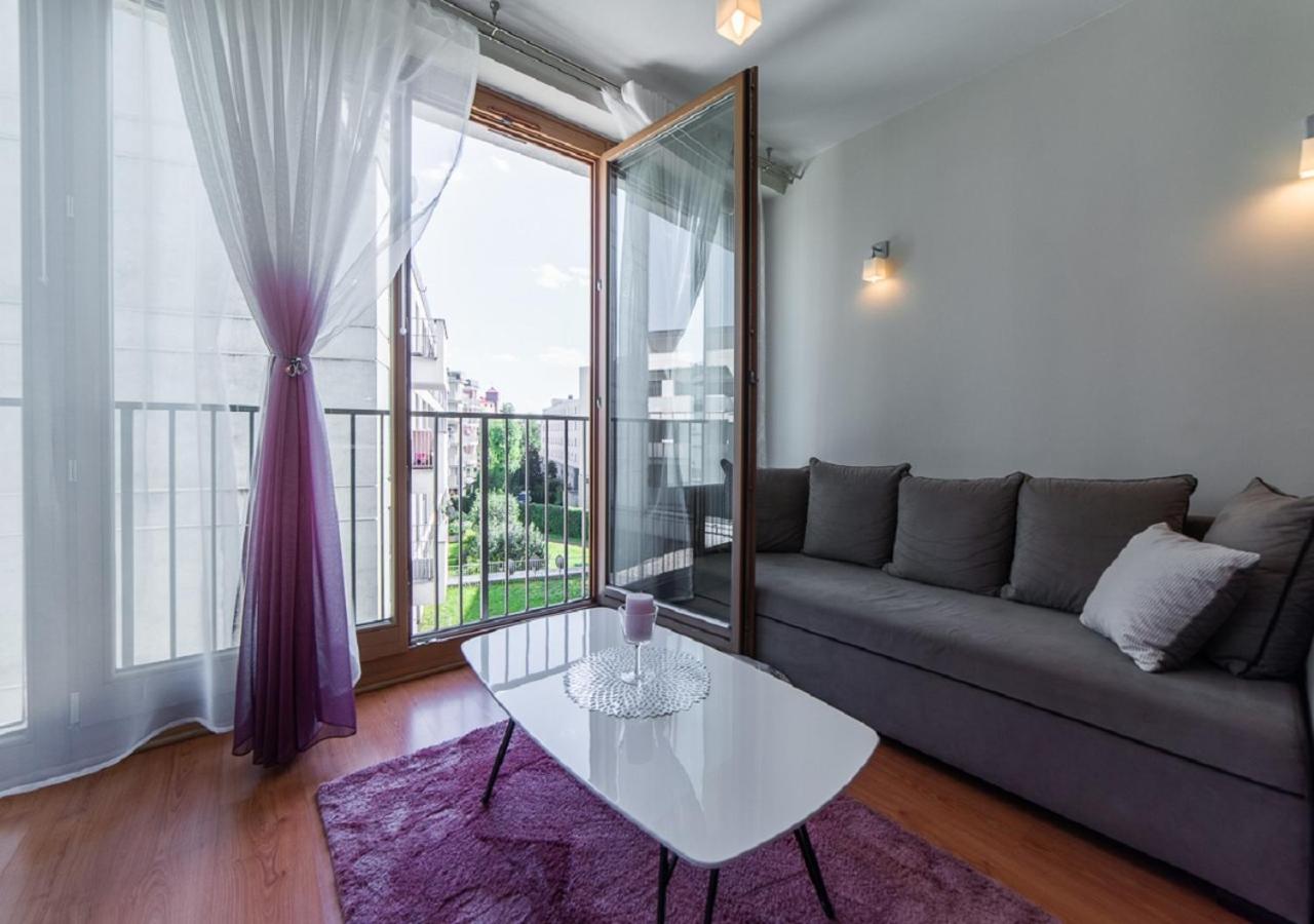 Apartment with Balcony photo 3