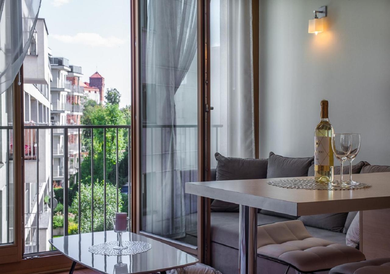 Apartment with Balcony photo 2
