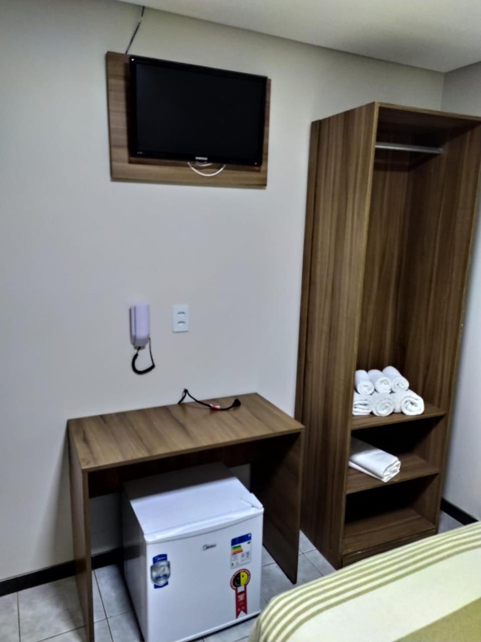 Standard Twin Room photo 2