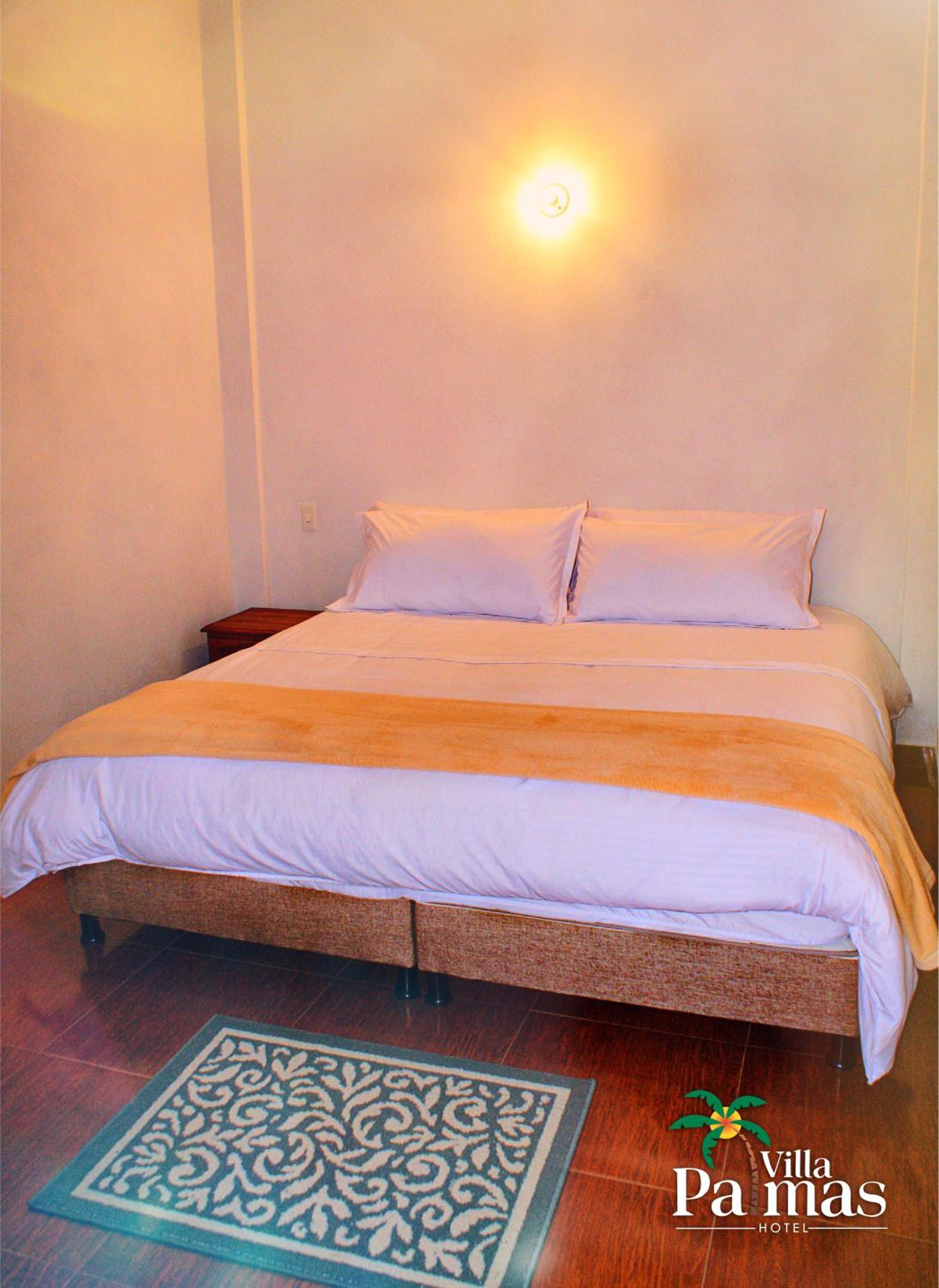 Deluxe Double Room with Balcony photo 2