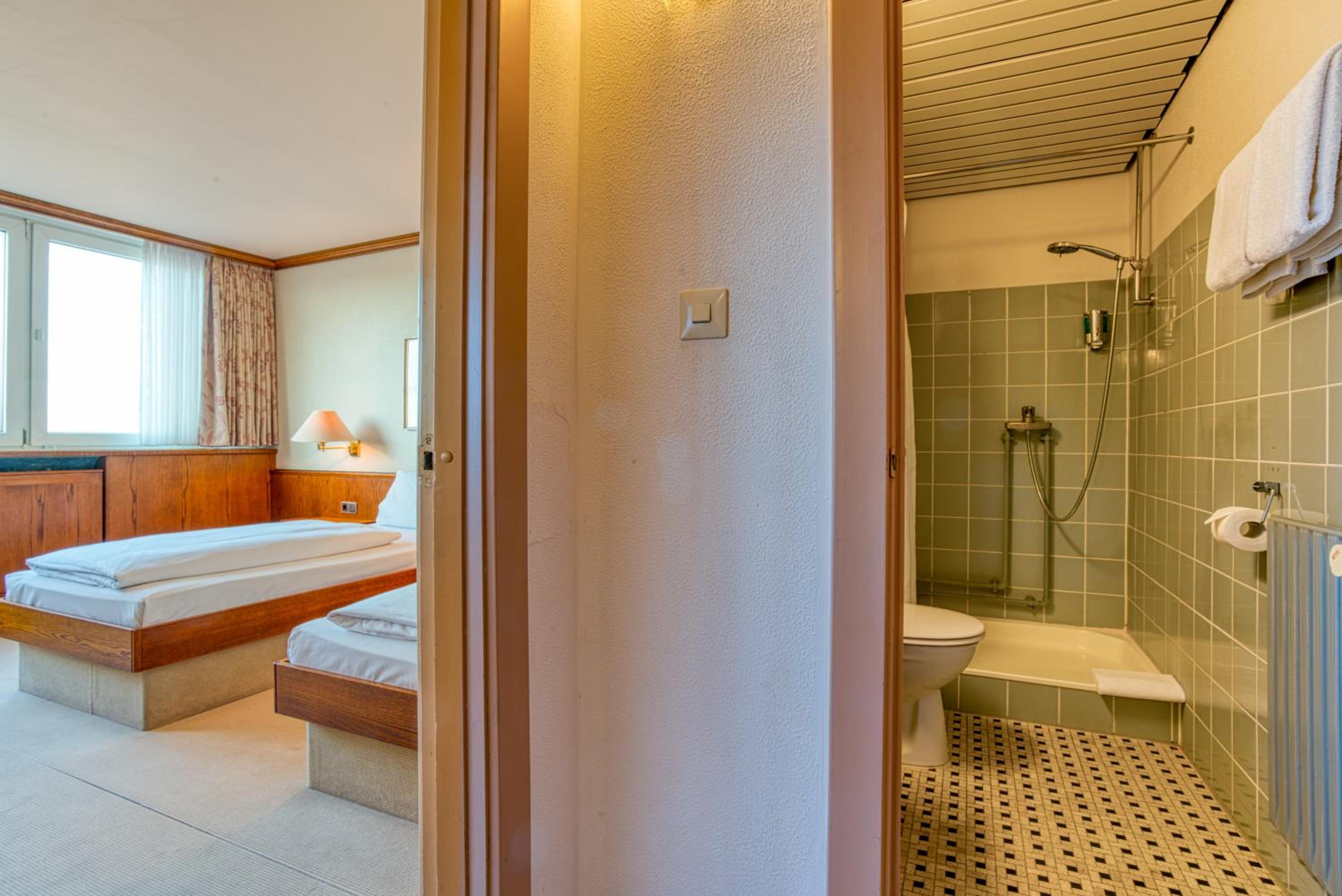 Double/Twin Room with Sea View photo 3