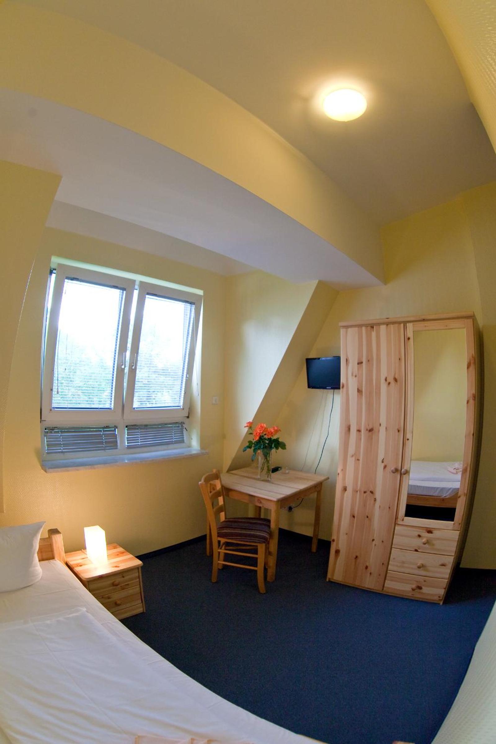 Single Room photo 1