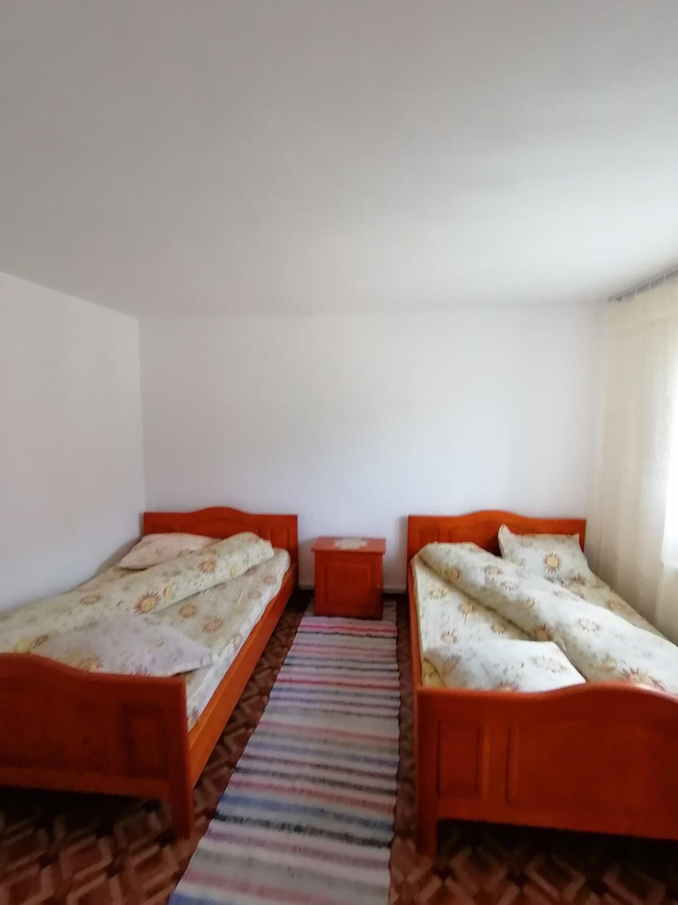 Quadruple Room with Shared Bathroom photo 1