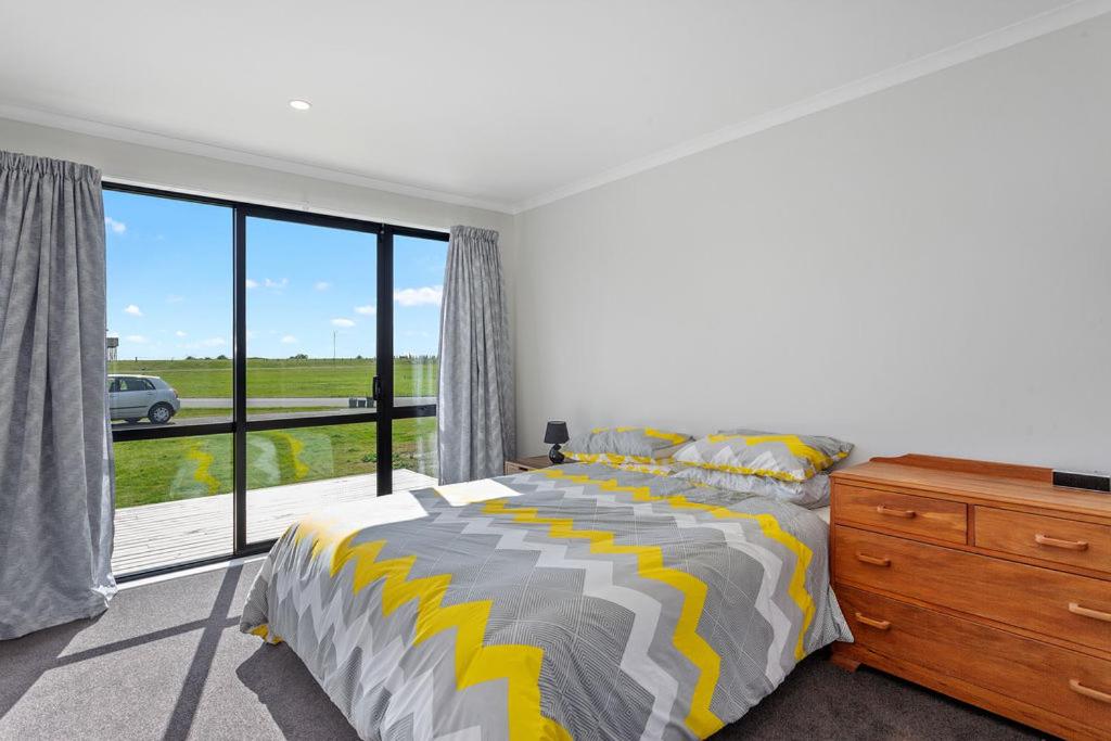Three-Bedroom House photo 1
