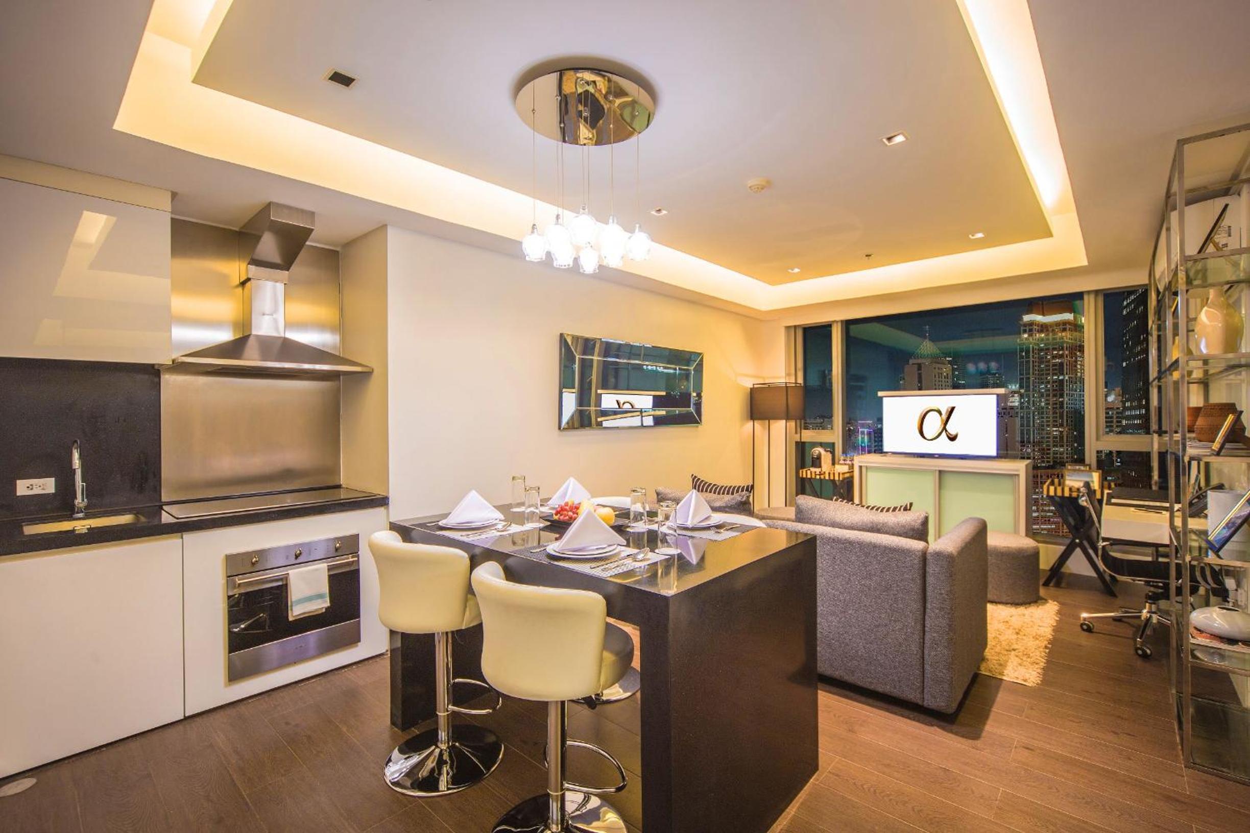 One-Bedroom Apartment With 2 Single Beds - Pool View