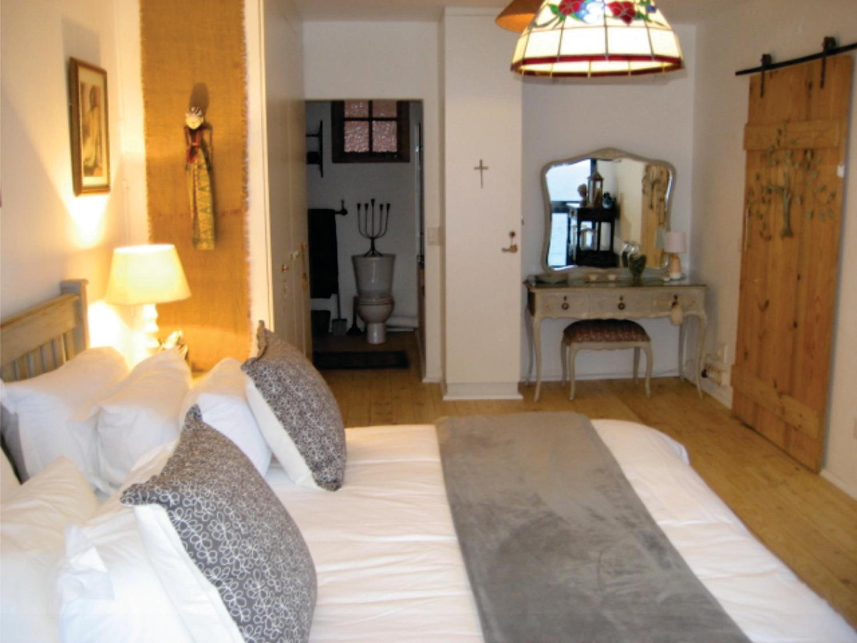 Apartment photo 2