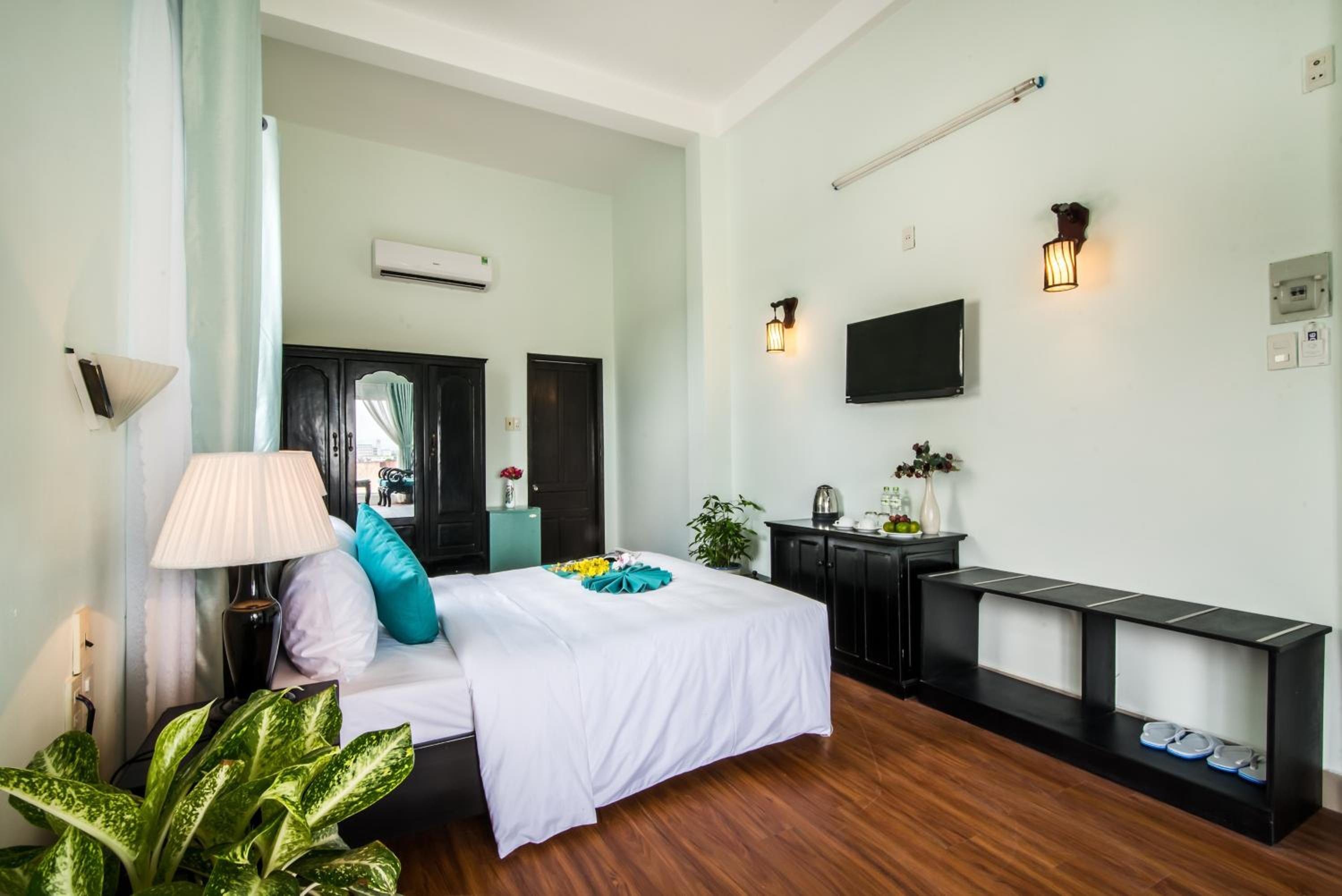 Standard Double or Twin Room photo 2