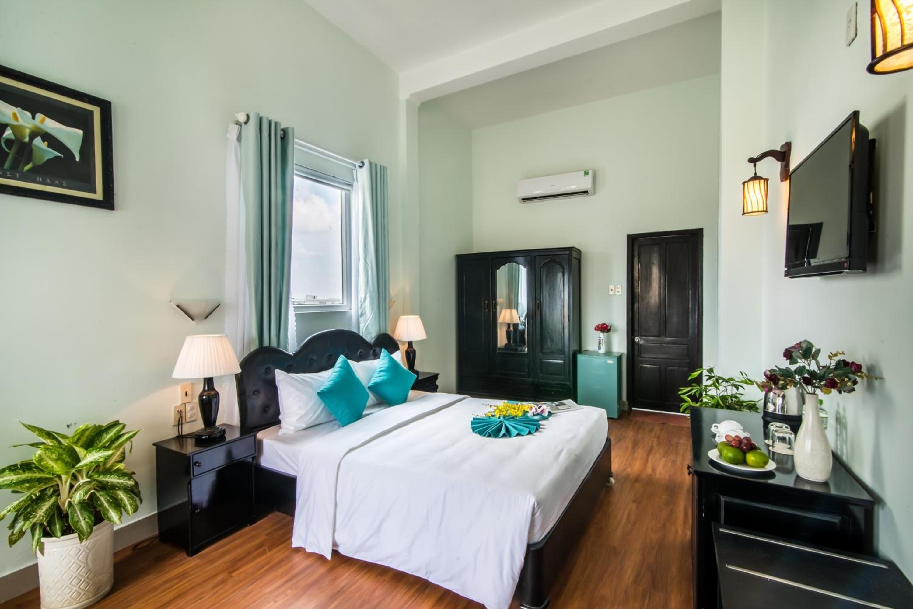 Standard Double or Twin Room photo 3