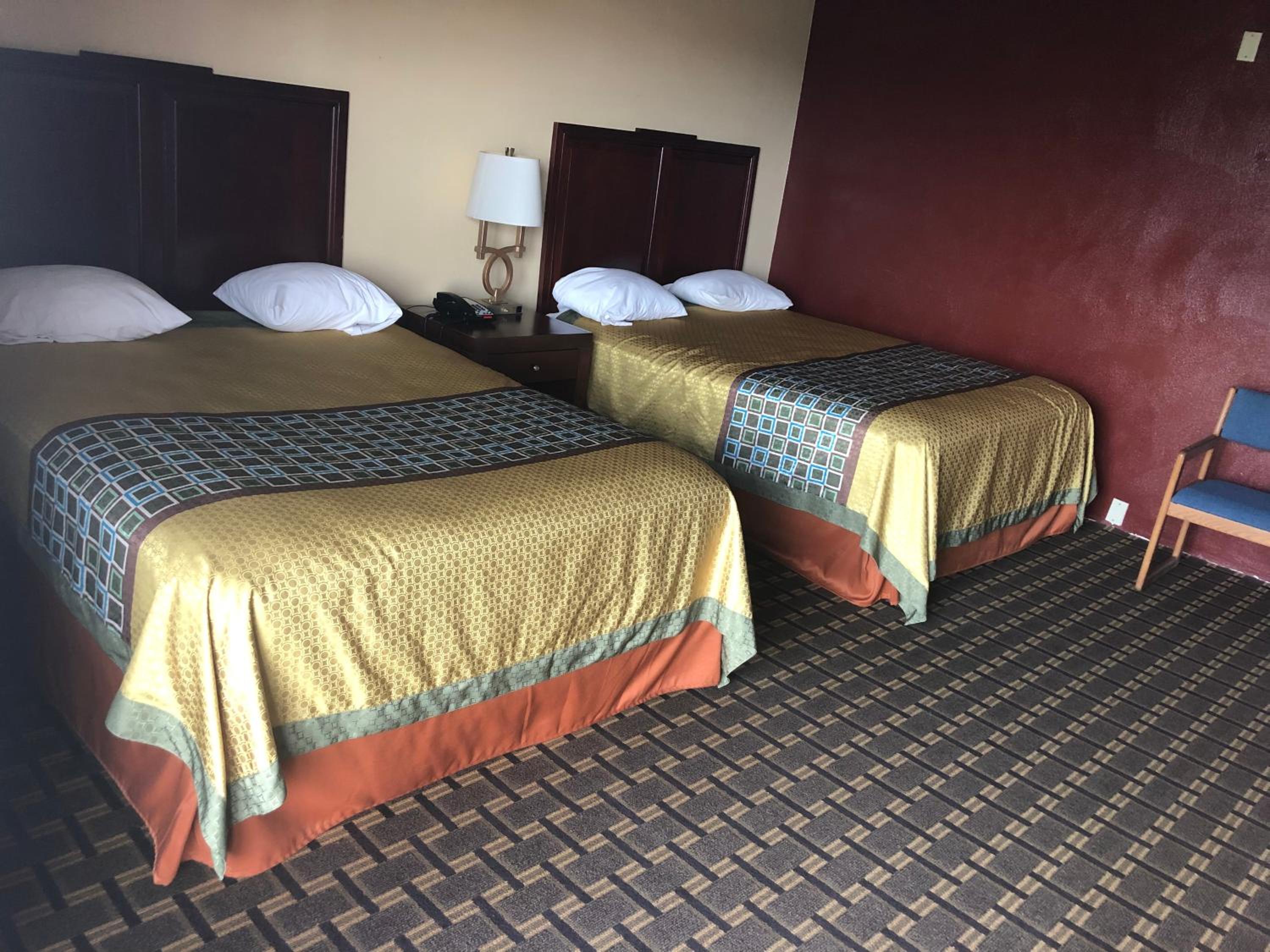 Double Room with Two Double Beds - Non-Smoking photo 2
