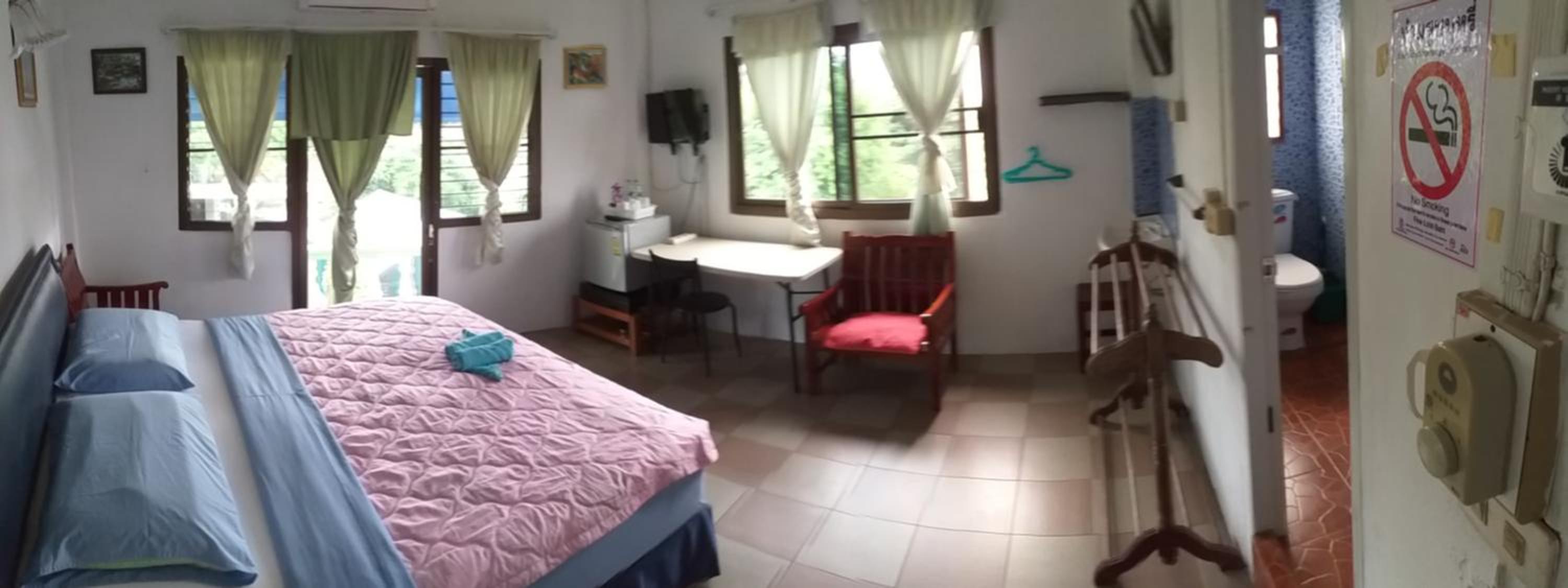 Double Room with Balcony and Air Conditioning