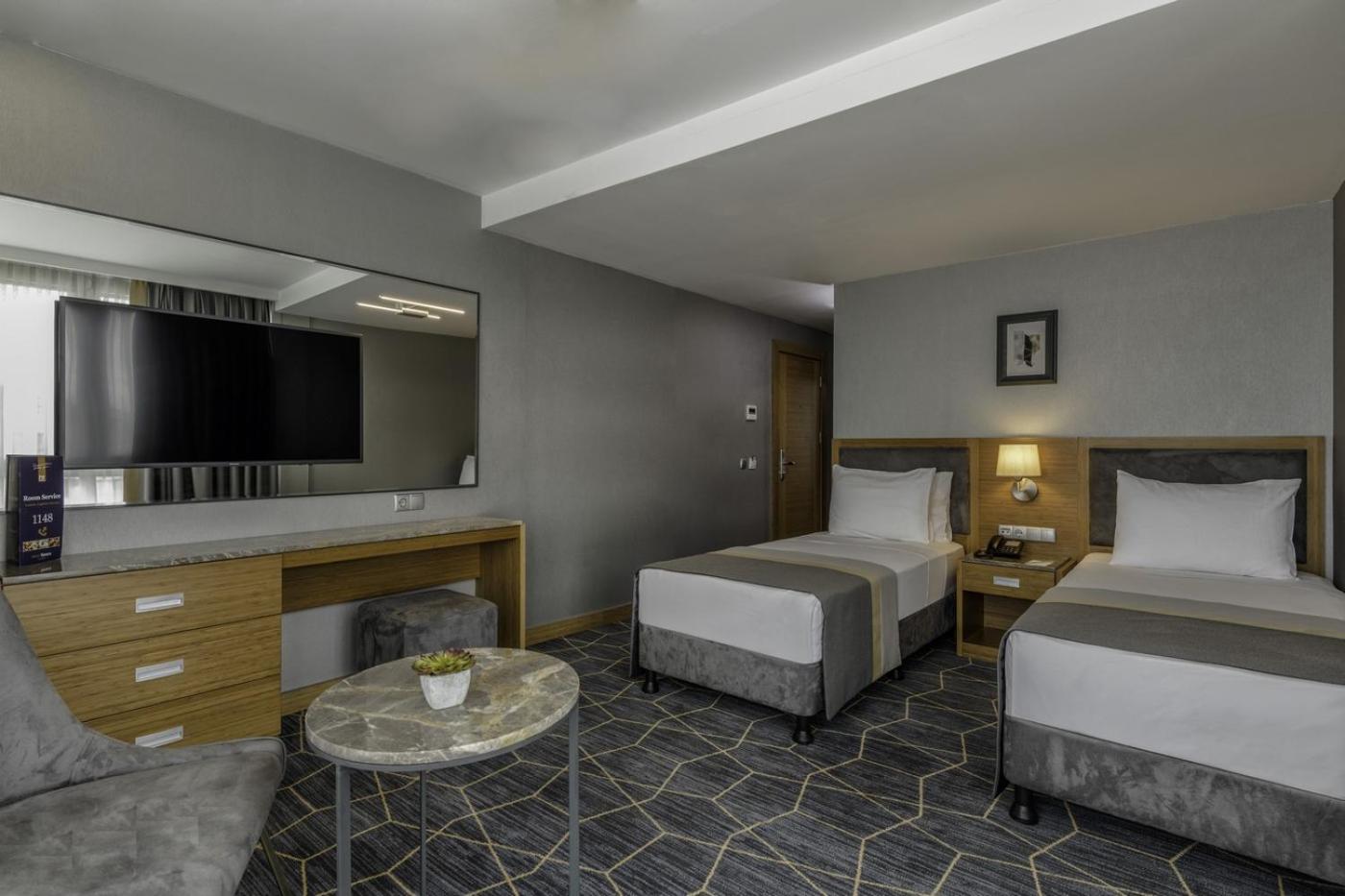 Family Suite photo 3