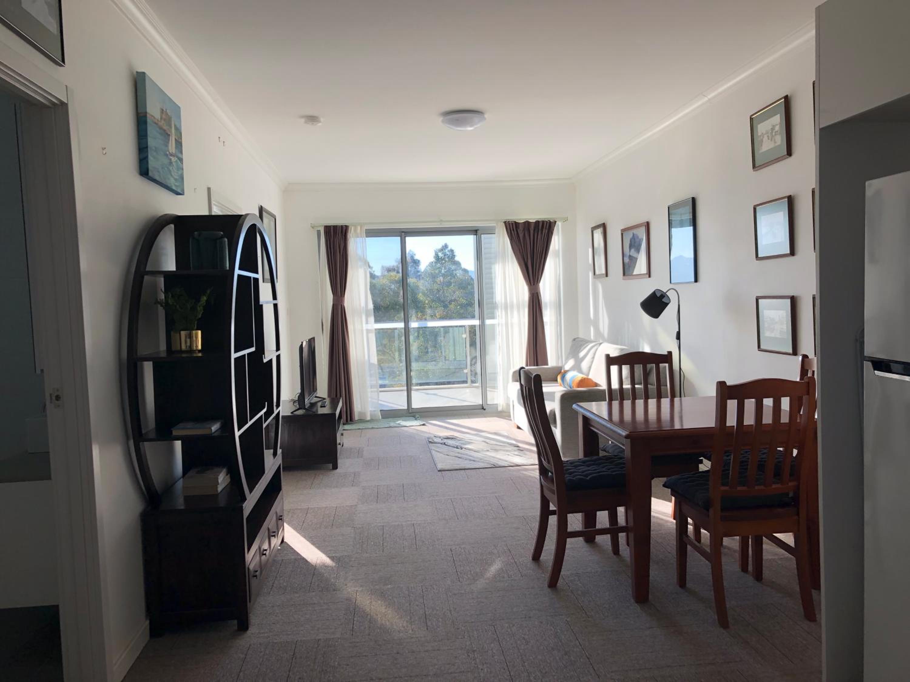 Apartment With Mountain View photo 1