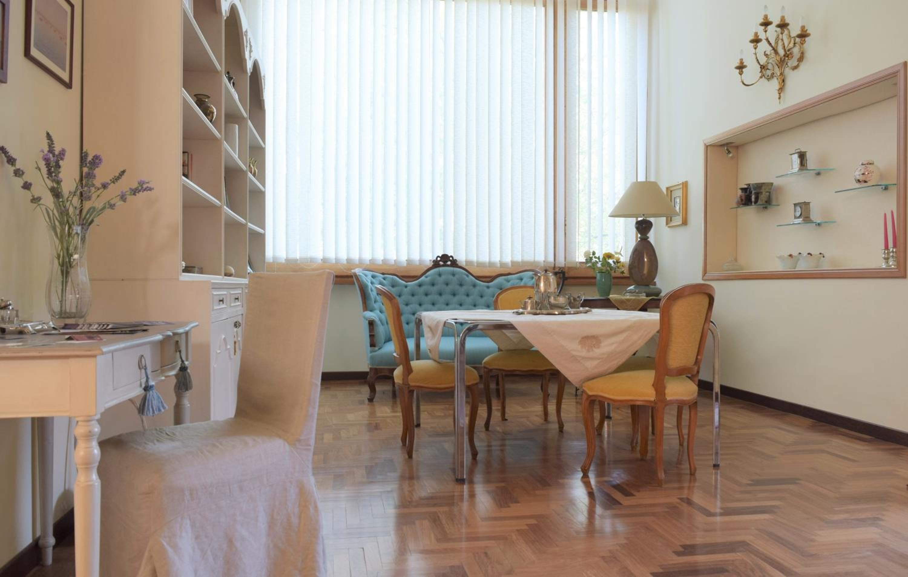Apartment with Garden View - Photo 33