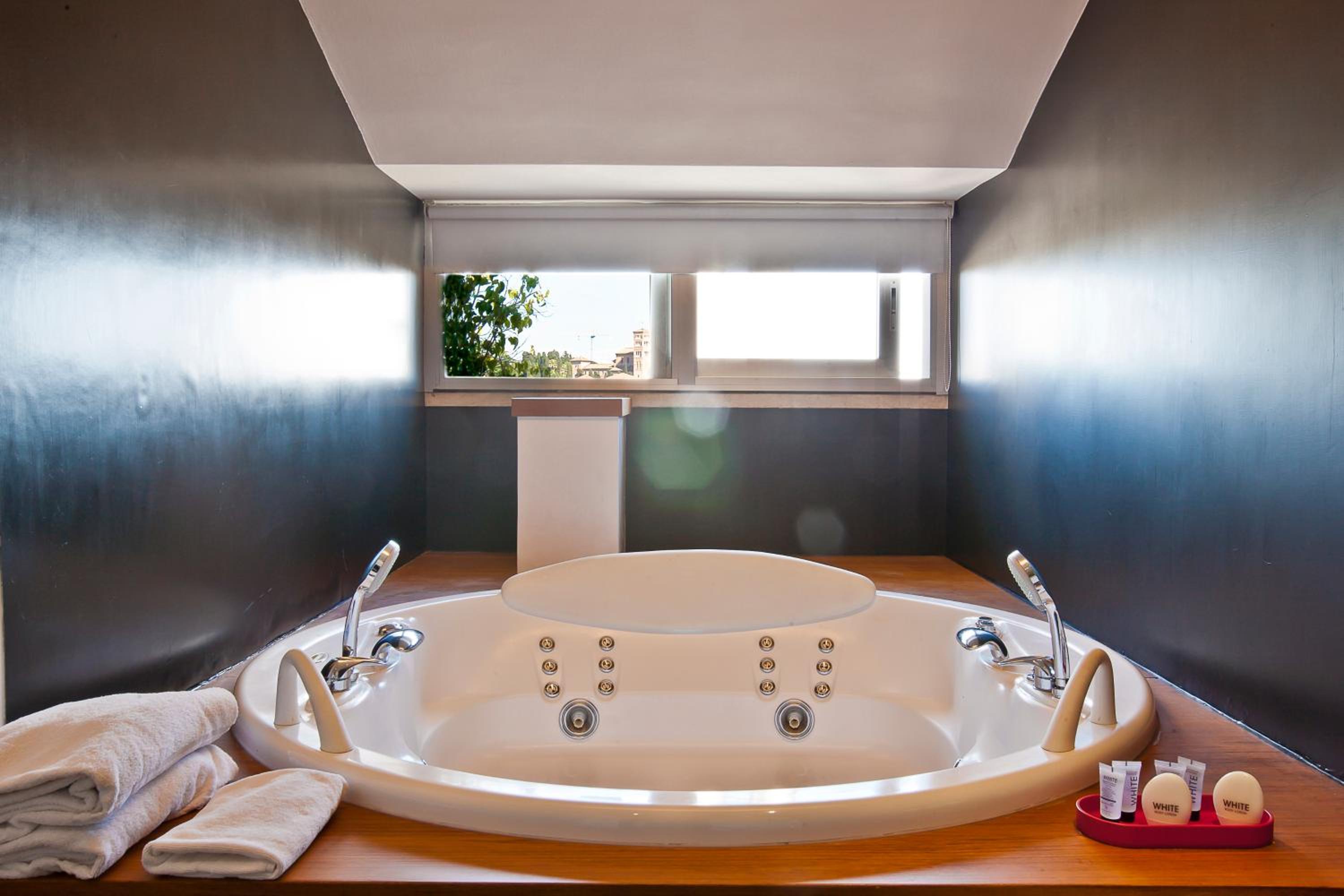Junior Suite with Terrace photo 2