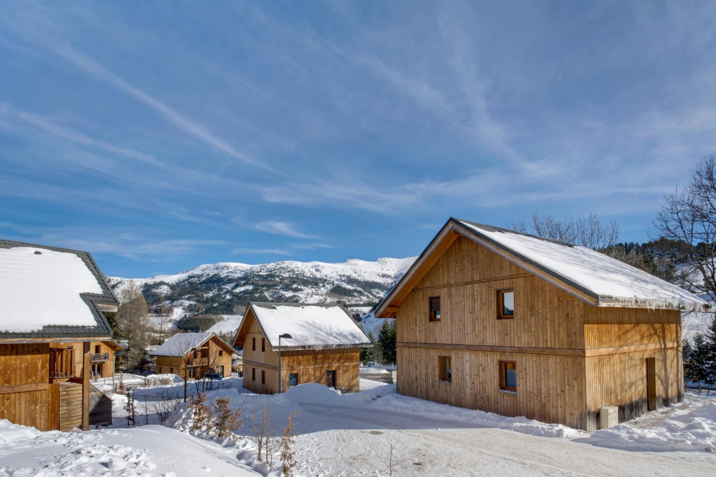 Duplex Chalet (6 Adults) - Photo 8