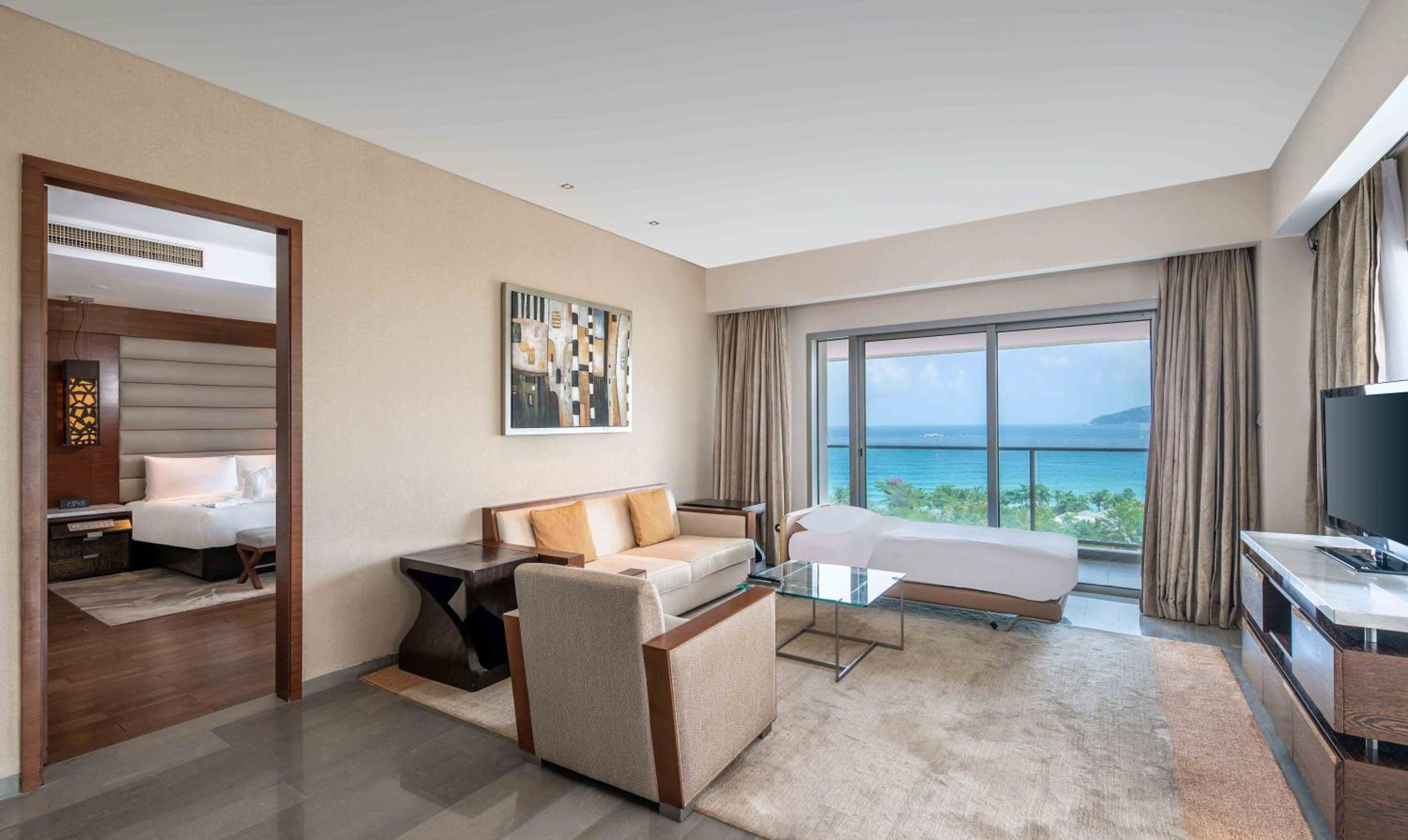 Deluxe Family Room with Ocean View