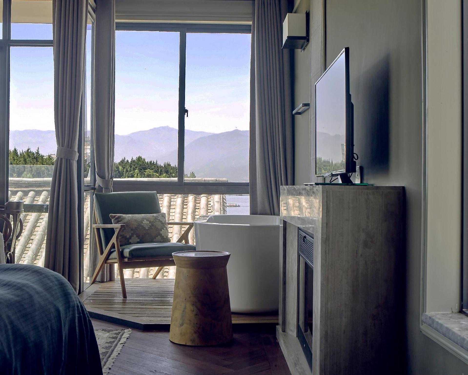 Superior Suite with Sea View photo 2