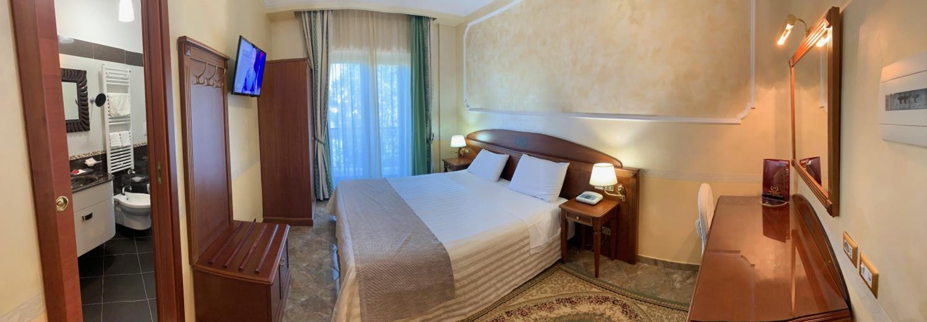 Double Room - Photo 1