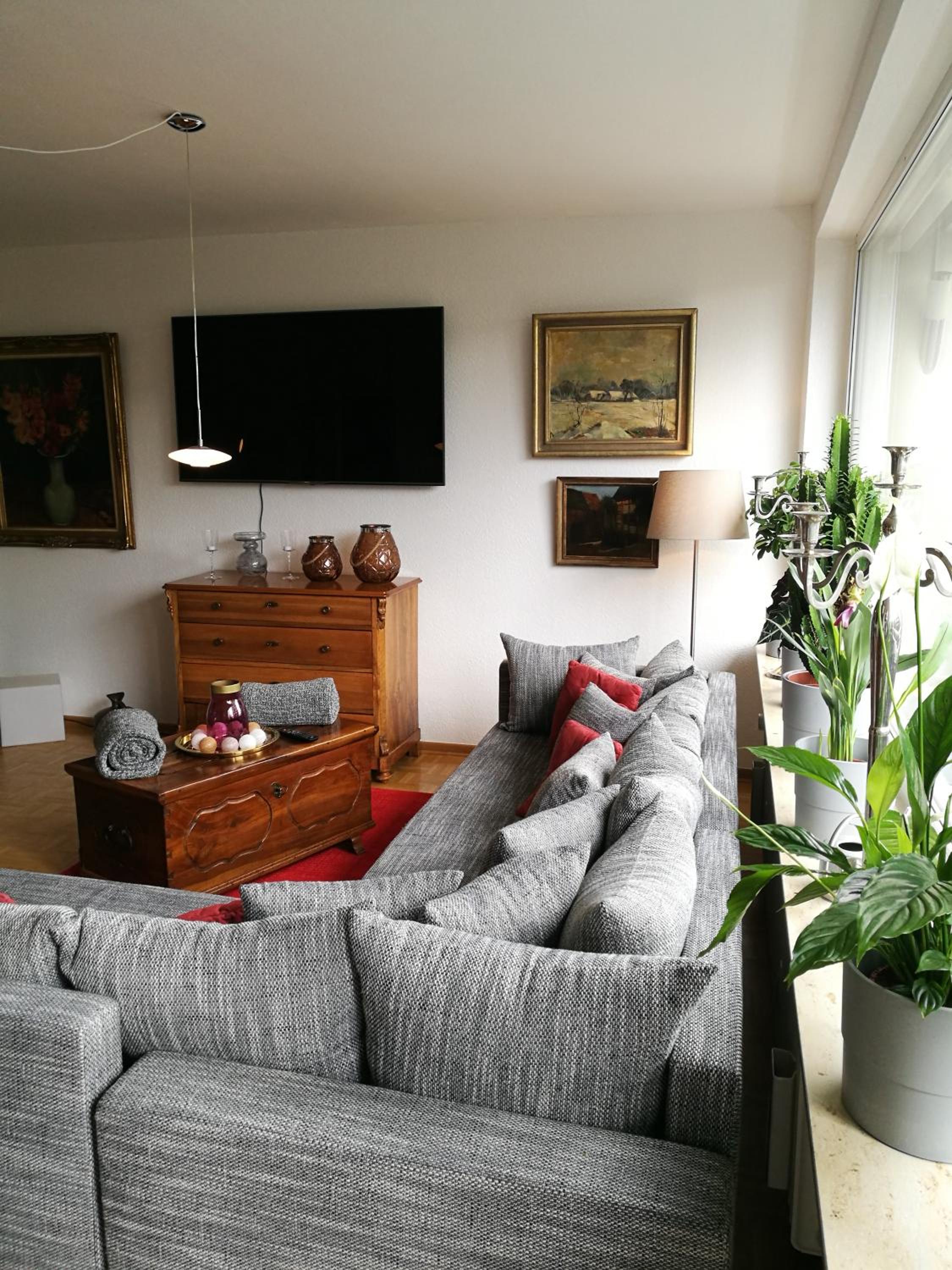 Two-Bedroom Apartment - Photo 3