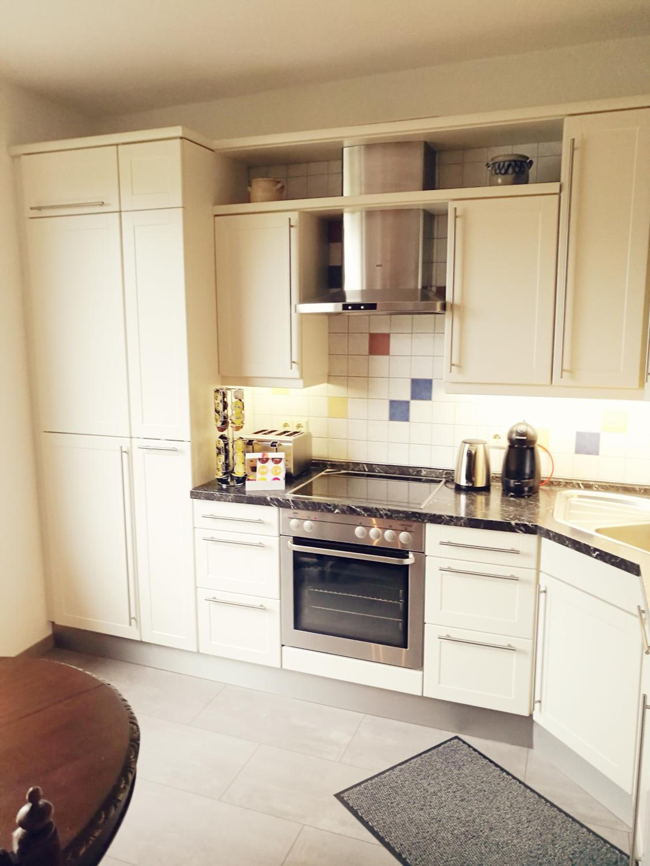 Two-Bedroom Apartment - Photo 9