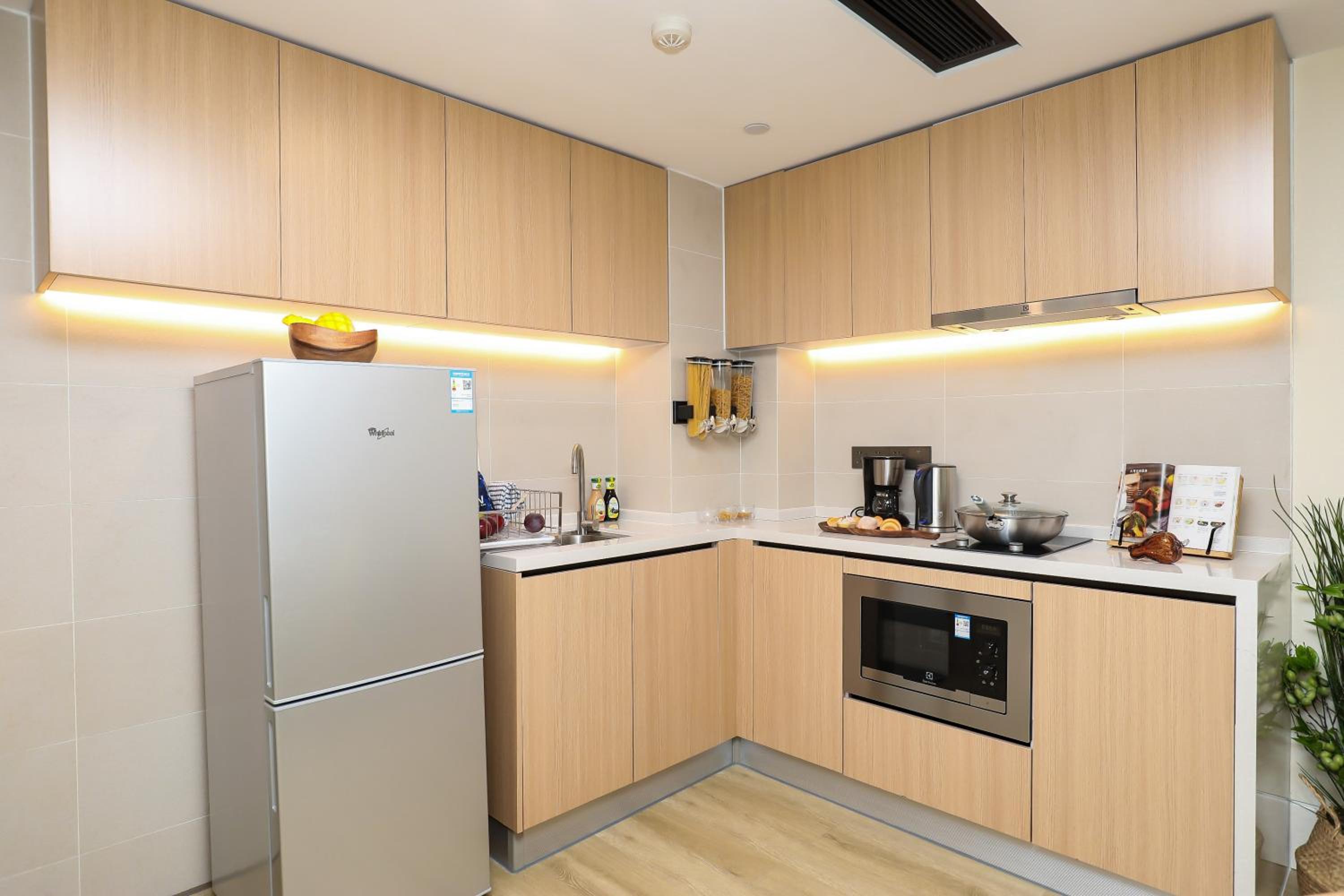 One-Bedroom Executive - Photo 8