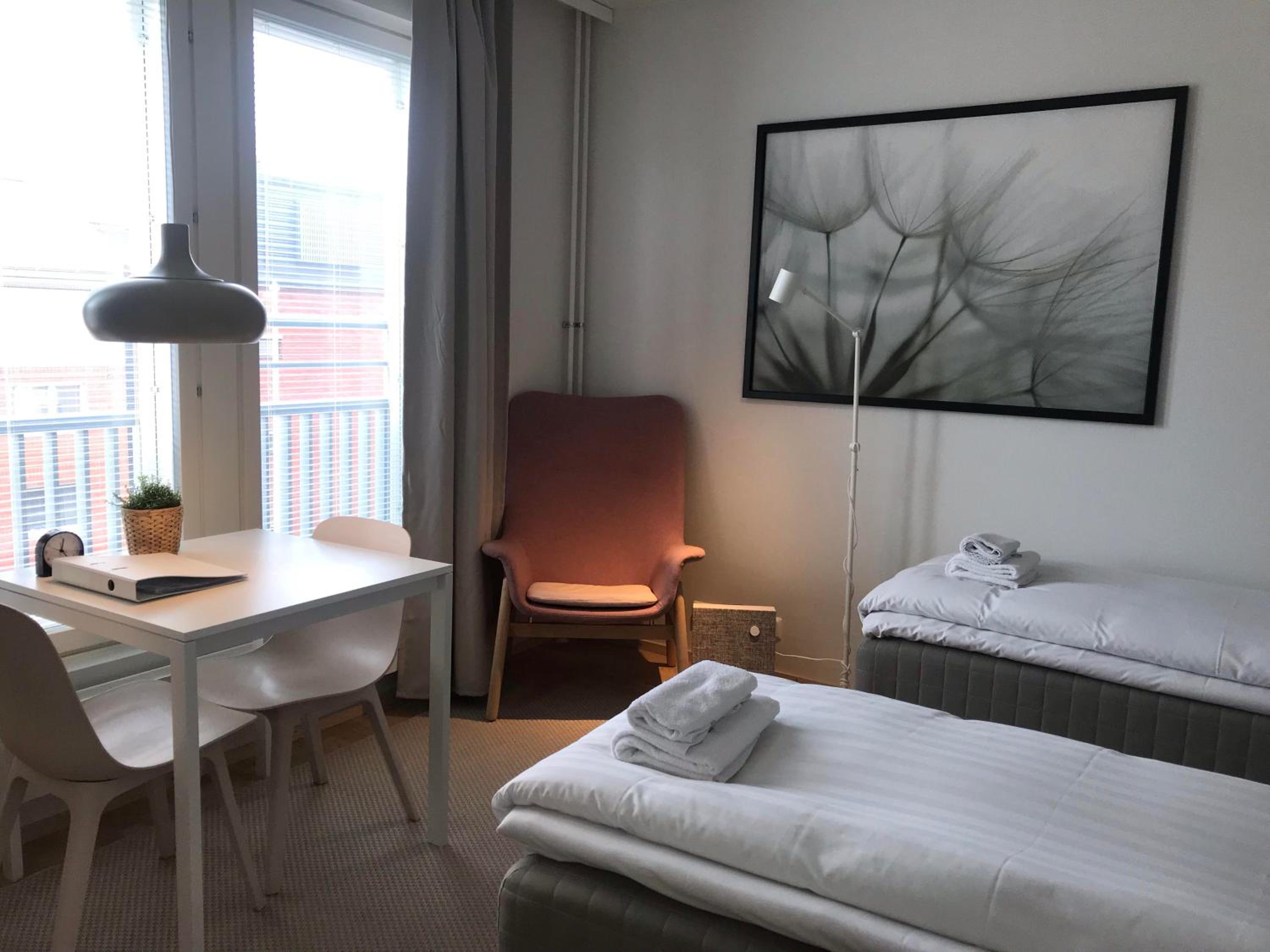 Studio Apartment - Photo 1