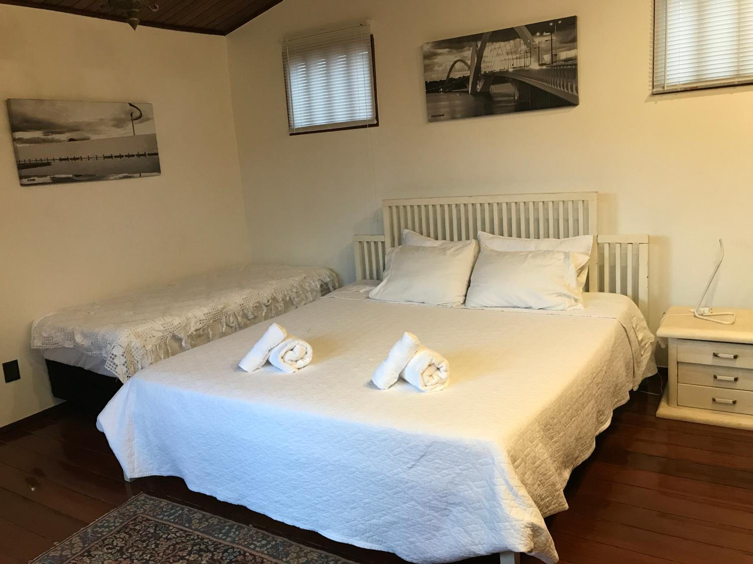 Deluxe King Suite with Balcony - Photo 5