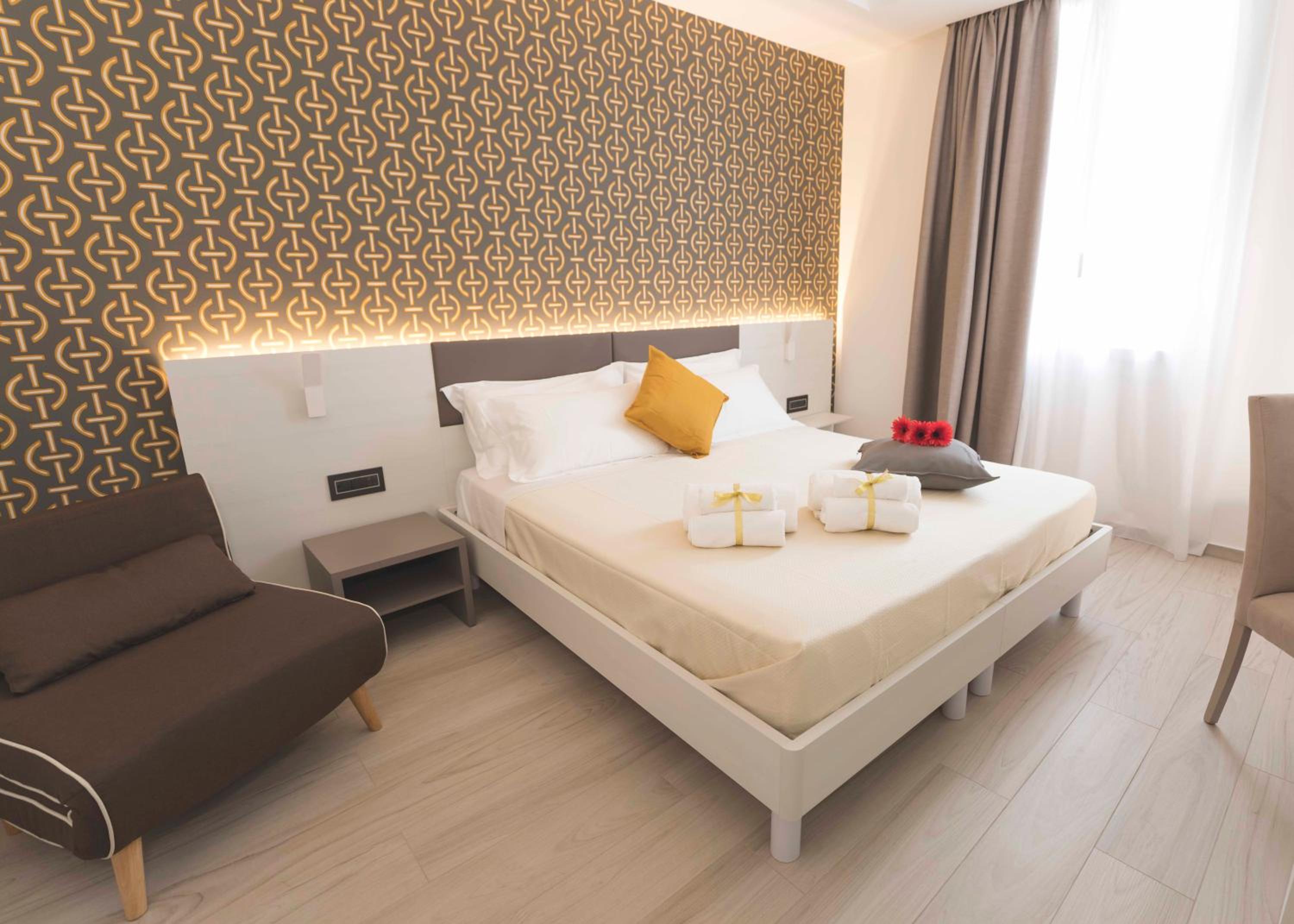 Double or Twin Room - Photo 20