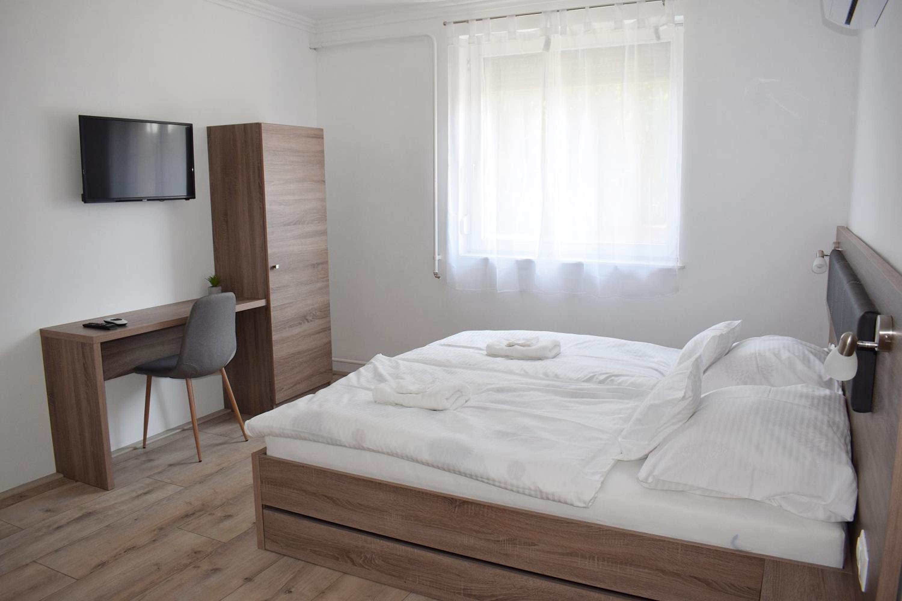 Apartment - Photo 23