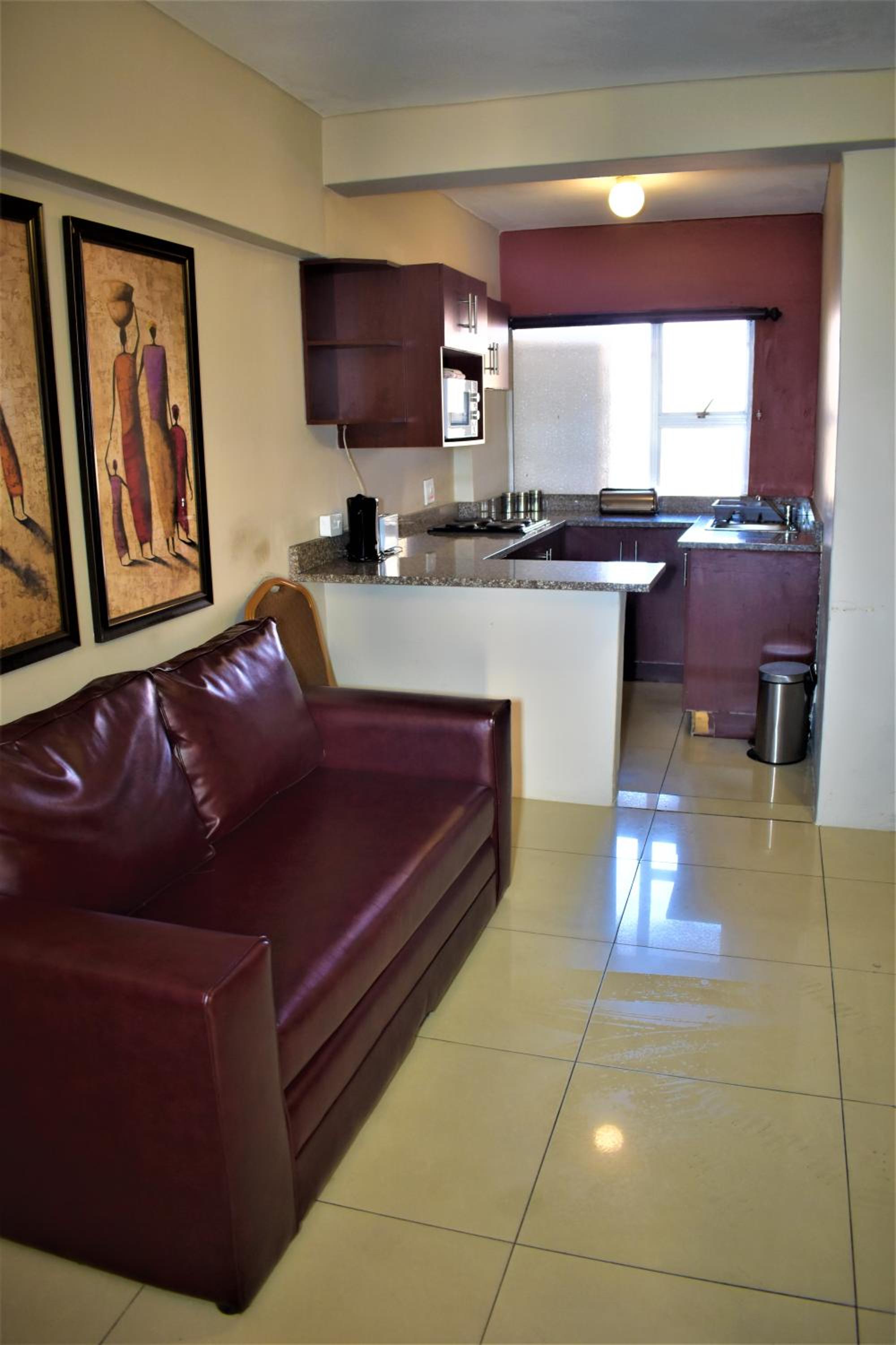 3 Sleeper Apartment - Photo 5