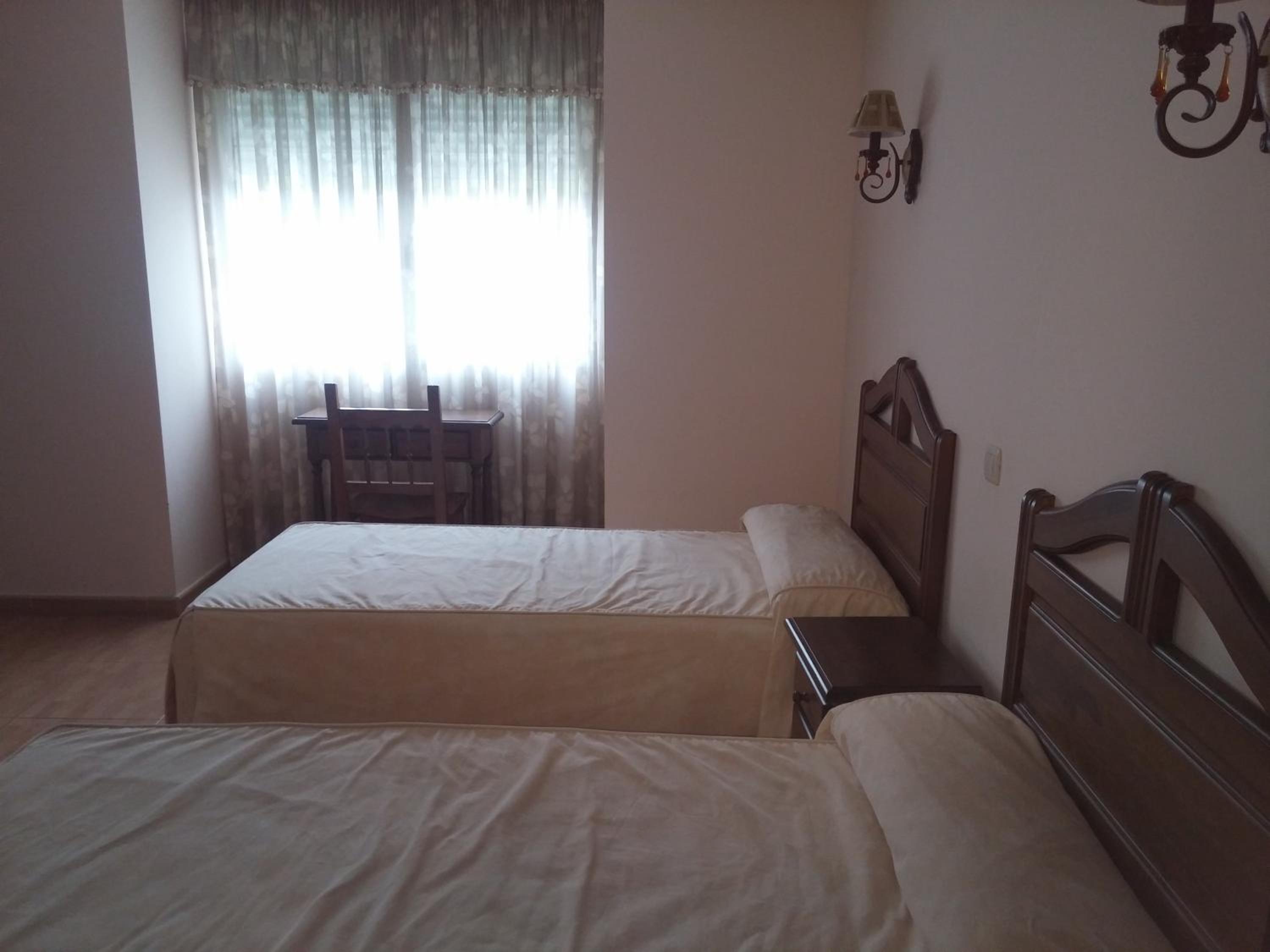 Double or Twin Room - Photo 14