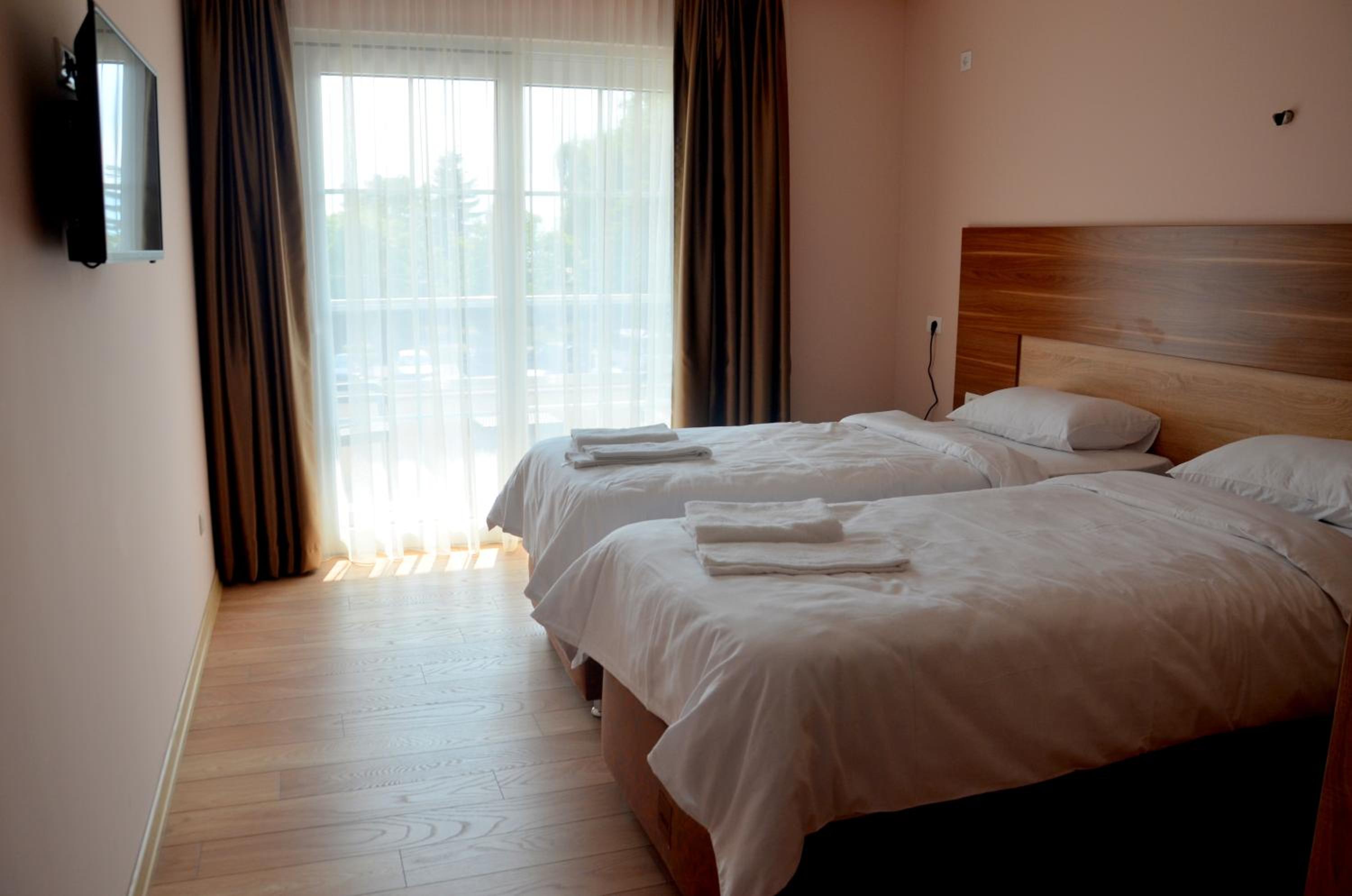 Standard Twin Room photo 2