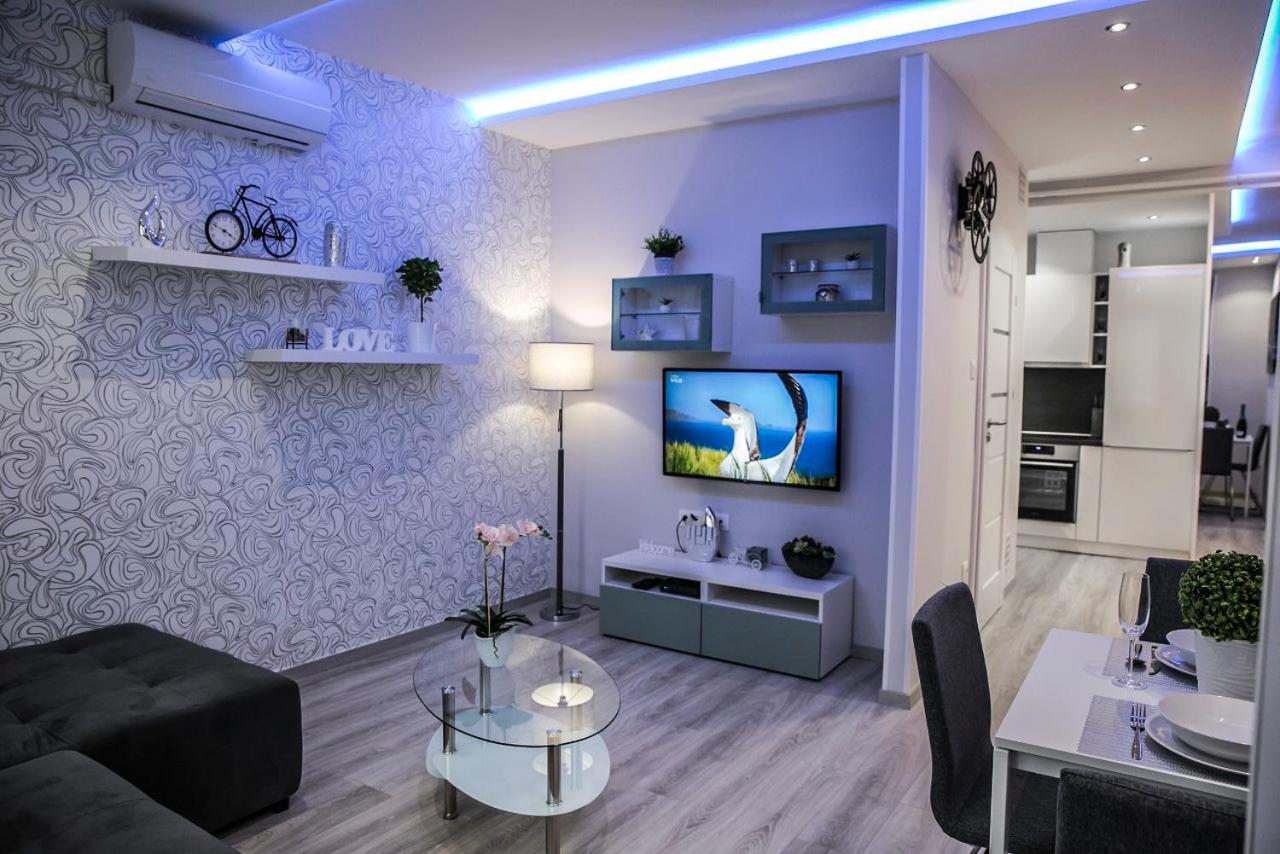 One-Bedroom Apartment - Photo 19