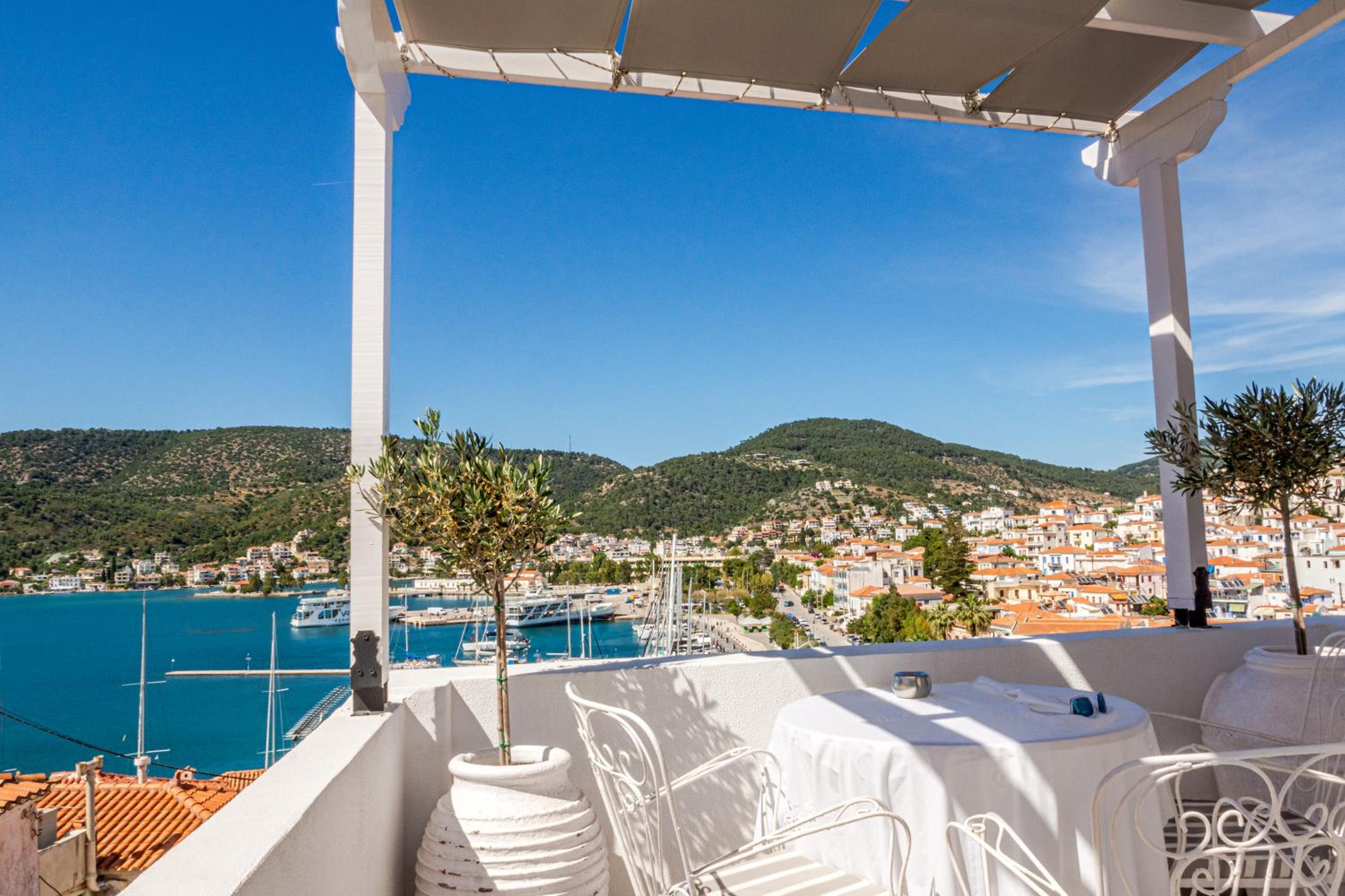 Double Room with Balcony and Sea View photo 3